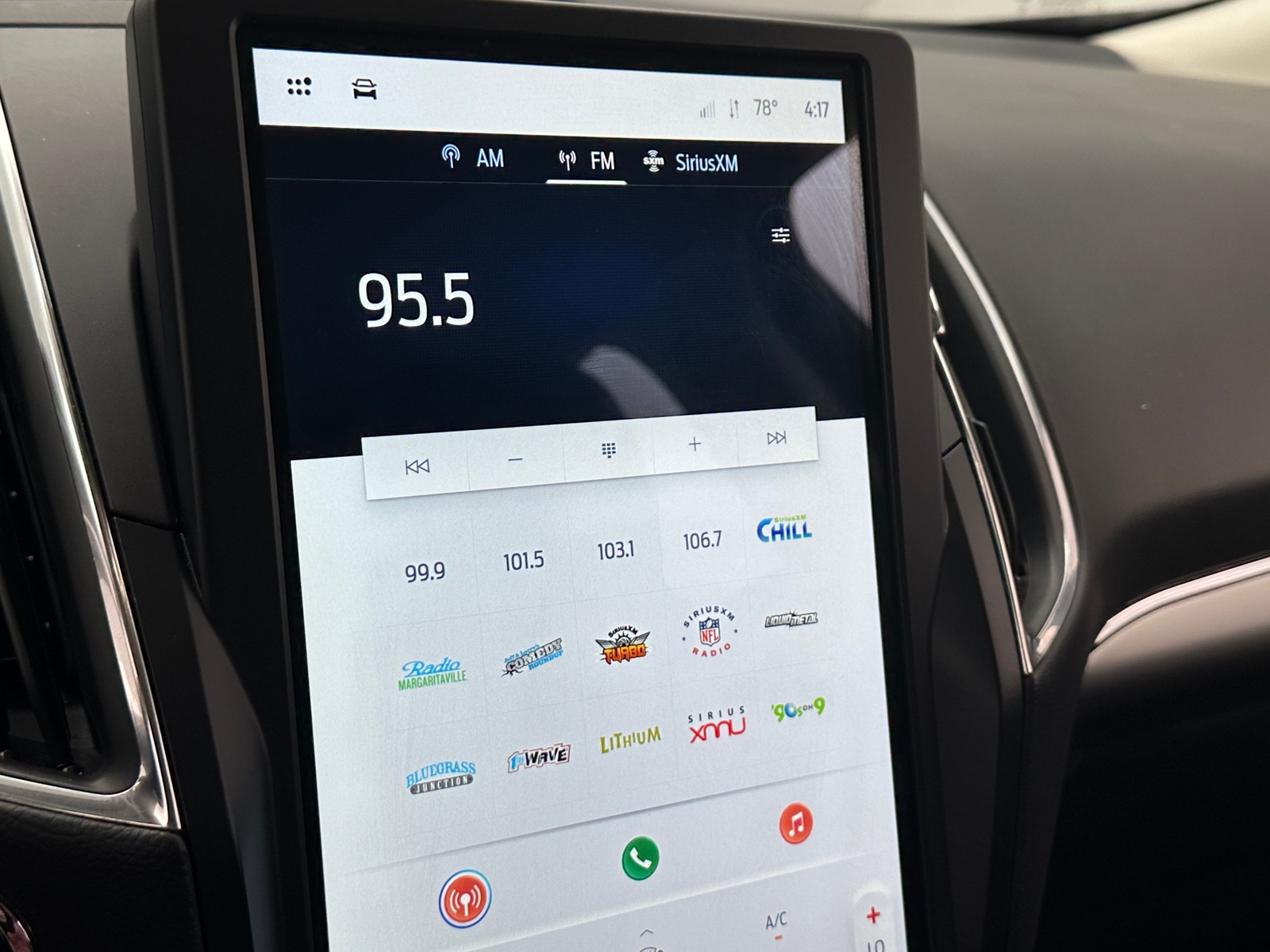 Thumbnail: 2024 Ford Edge - 3