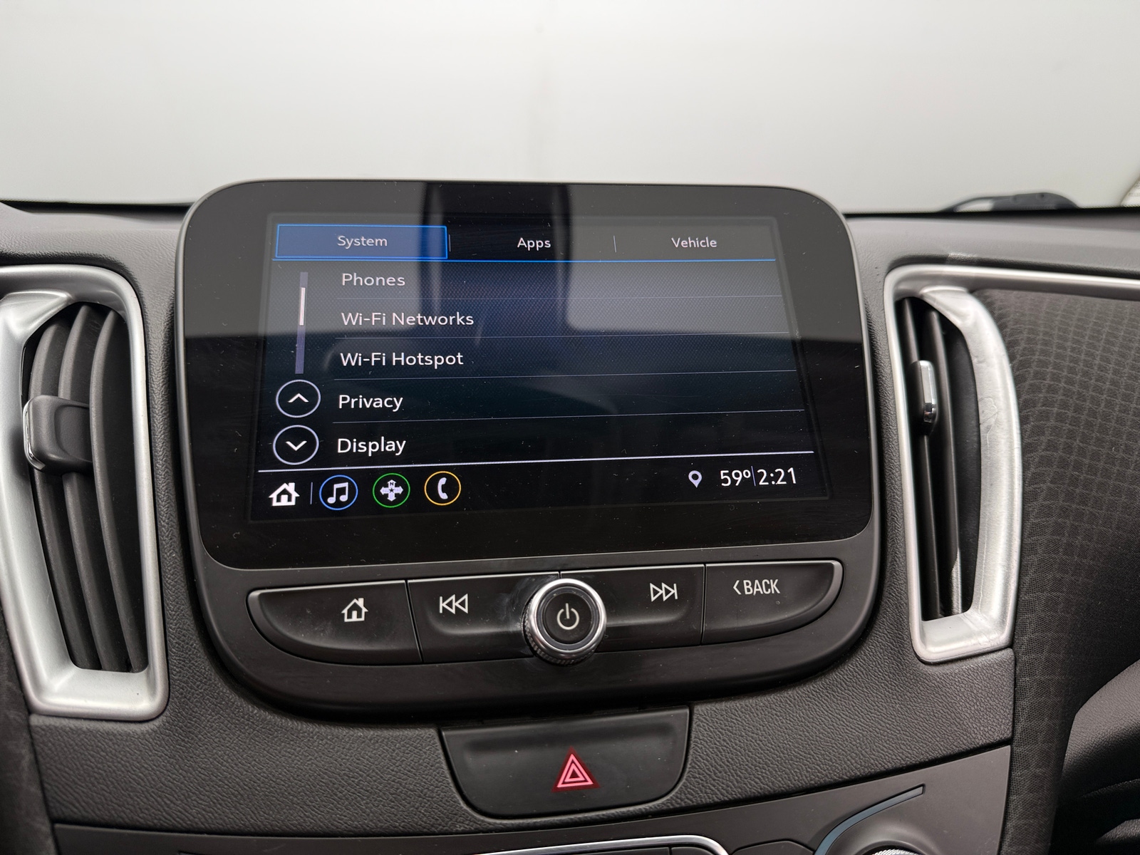 Thumbnail: 2019 Chevrolet Malibu - 4