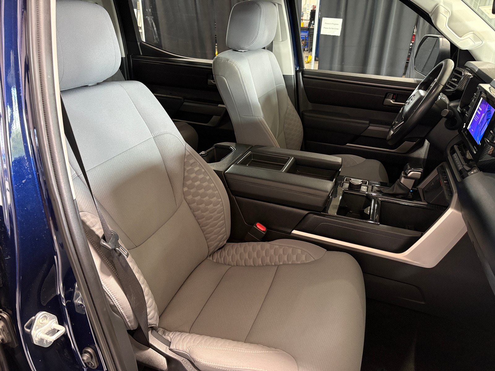 Thumbnail: 2022 Toyota Tundra - 2