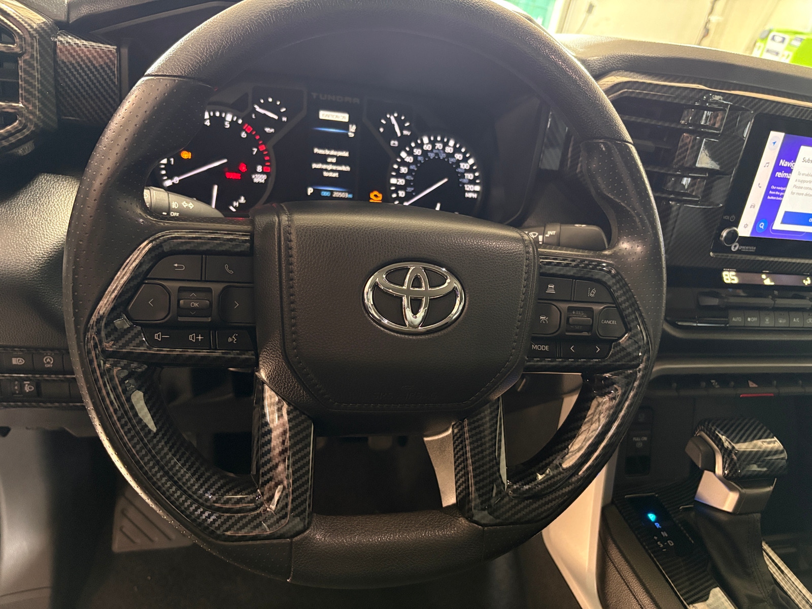 Thumbnail: 2022 Toyota Tundra - 5