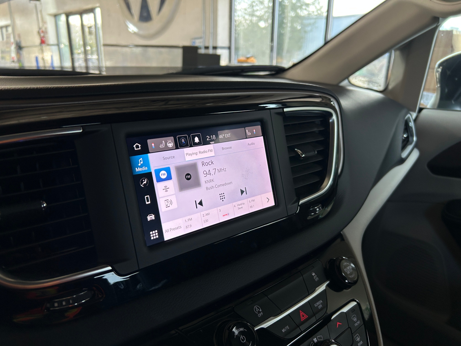 Thumbnail: 2024 Chrysler Voyager - 4