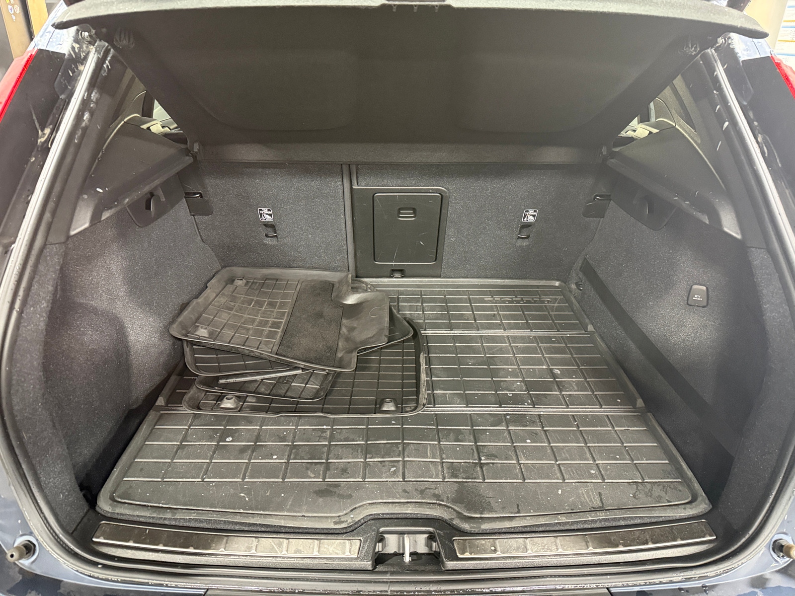 Thumbnail: 2020 Volvo XC40 - 6