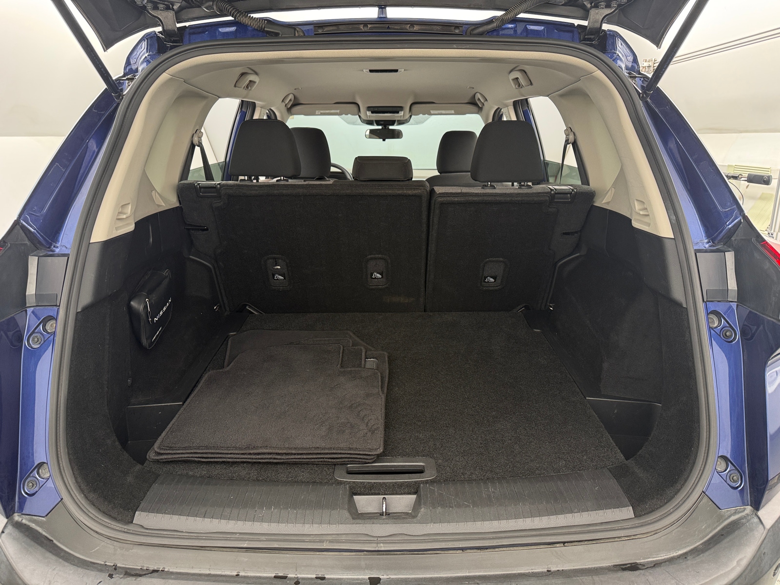 Thumbnail: 2023 Nissan Rogue - 7