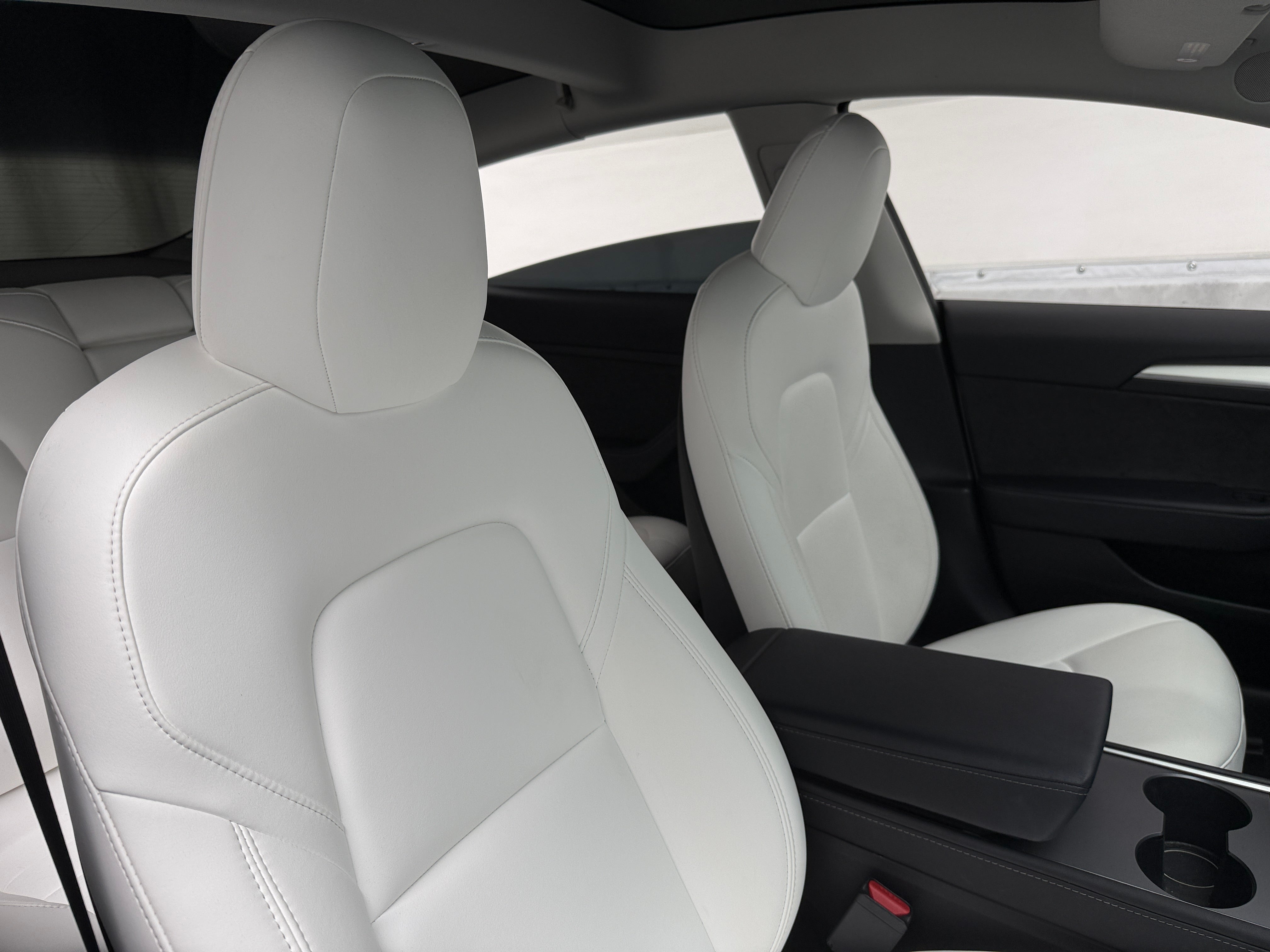 Used 2022 Tesla Model 3 Base with VIN 5YJ3E1EA6NF376068 for sale in Oak Creek, WI