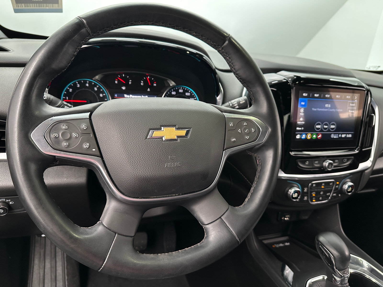 Thumbnail: 2023 Chevrolet Traverse - 4