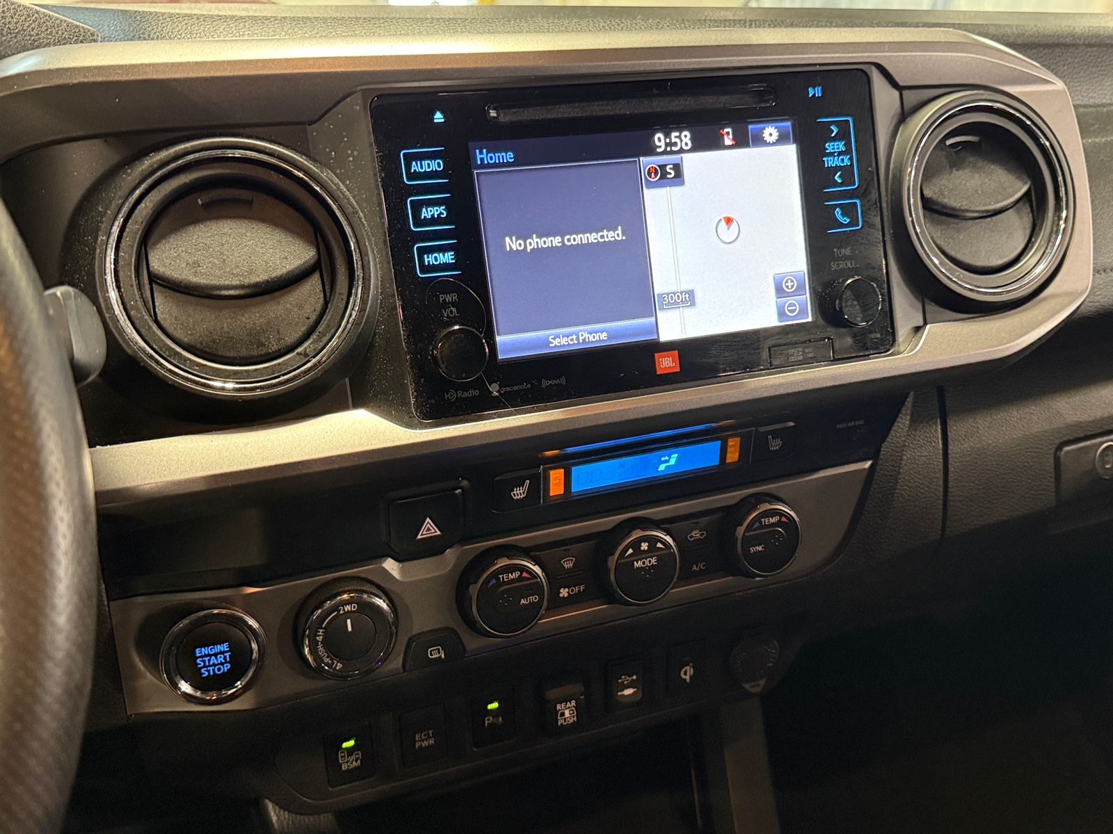 Thumbnail: 2019 Toyota Tacoma - 3