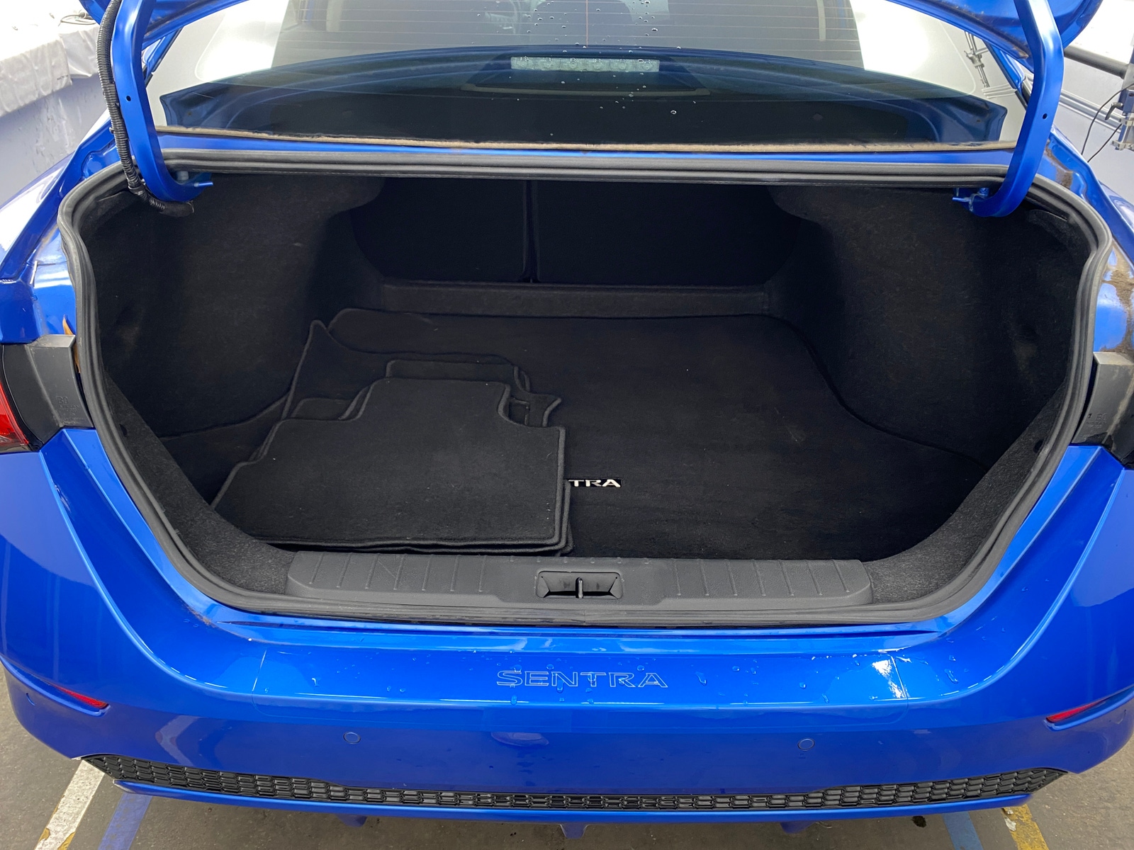 Thumbnail: 2023 Nissan Sentra - 7