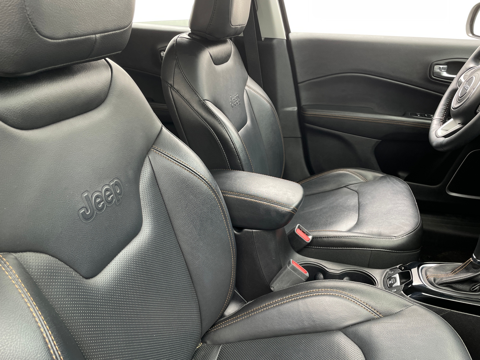 Thumbnail: 2018 Jeep Compass - 2