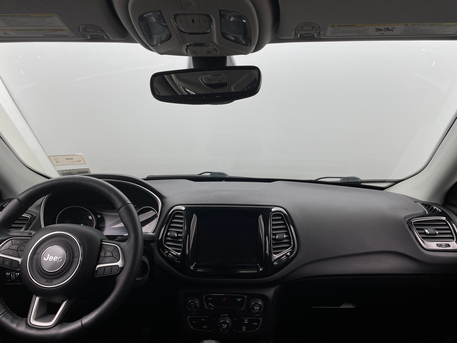 Thumbnail: 2018 Jeep Compass - 3