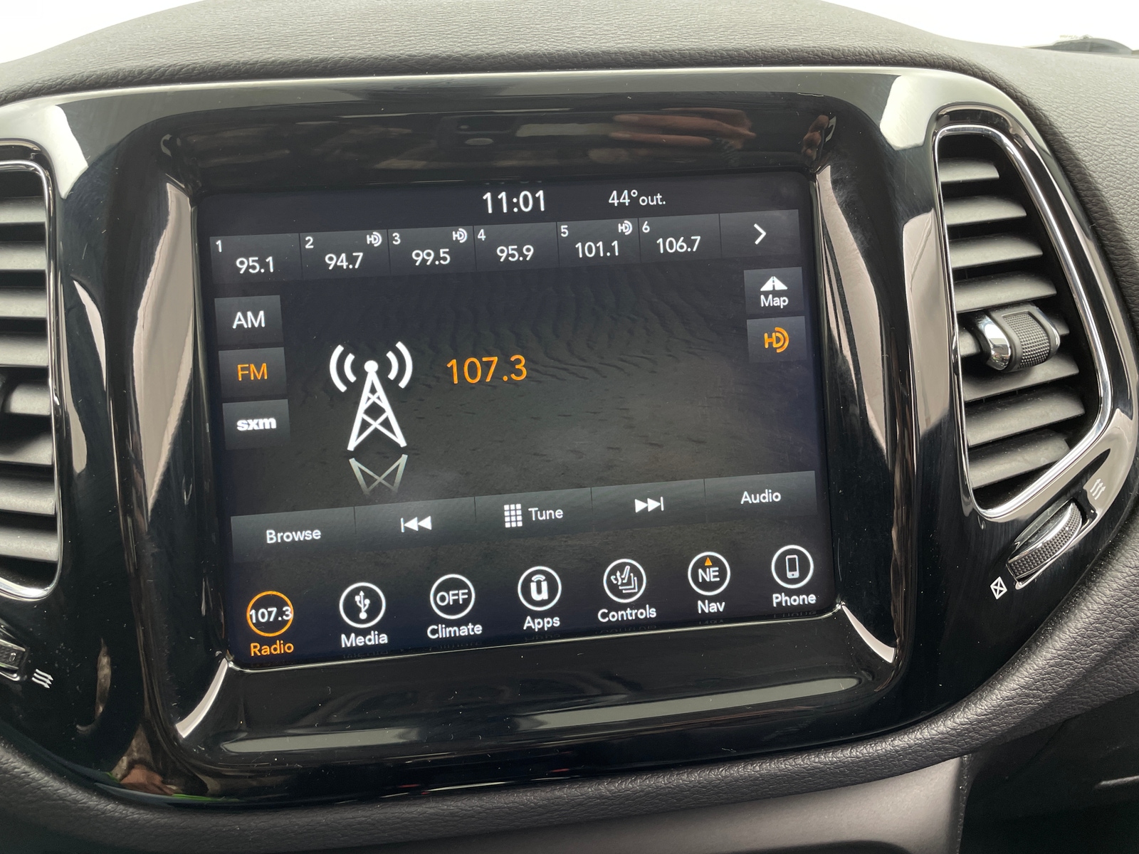 Thumbnail: 2018 Jeep Compass - 4