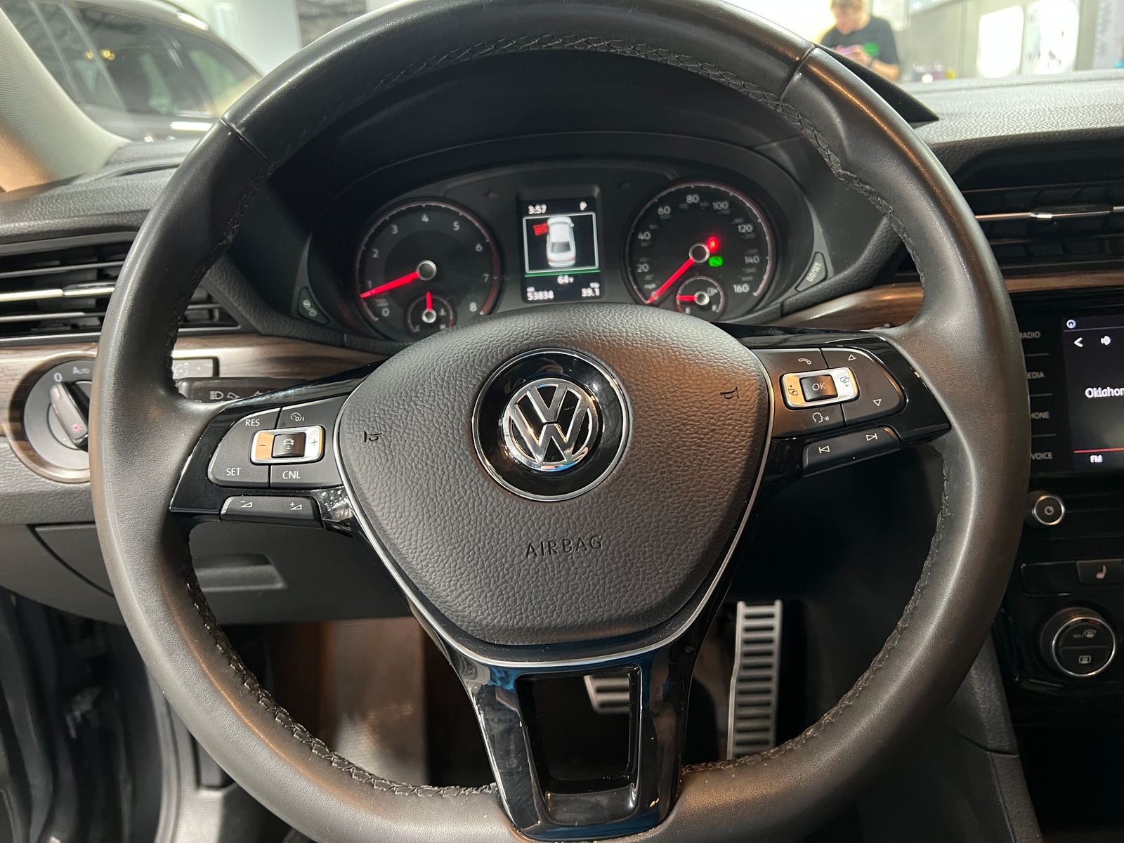 Thumbnail: 2022 Volkswagen Passat - 4