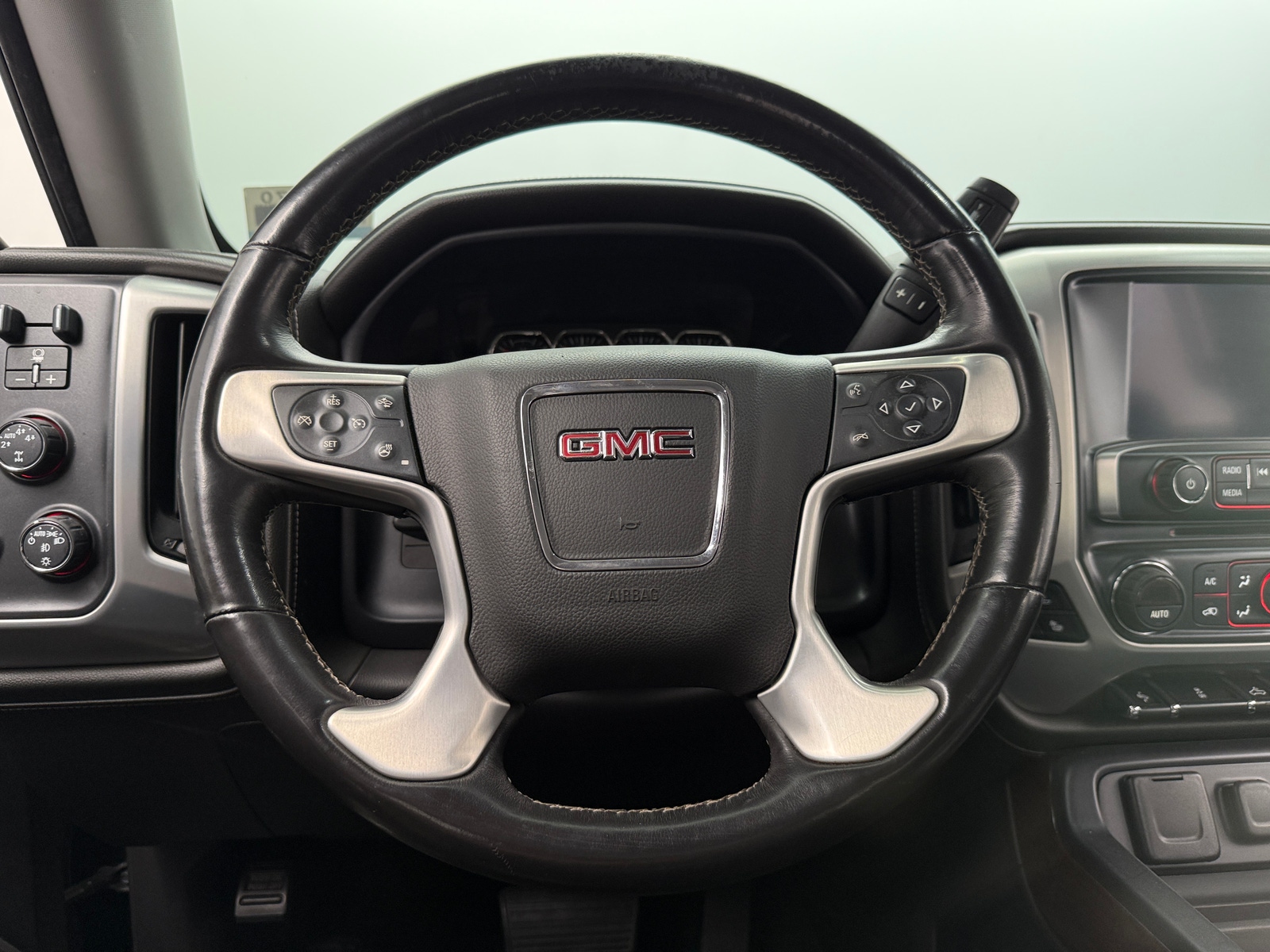 Thumbnail: 2016 GMC Sierra 1500 - 4