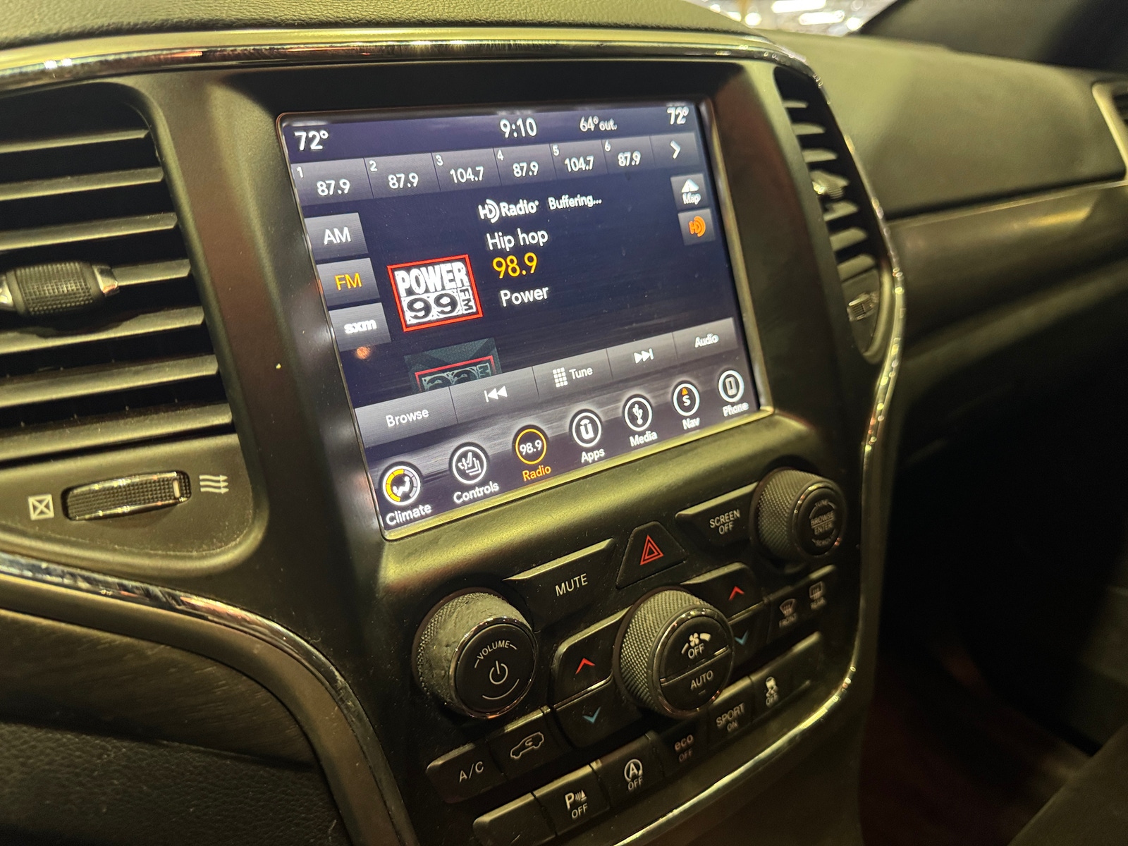 Thumbnail: 2018 Jeep Grand Cherokee - 4