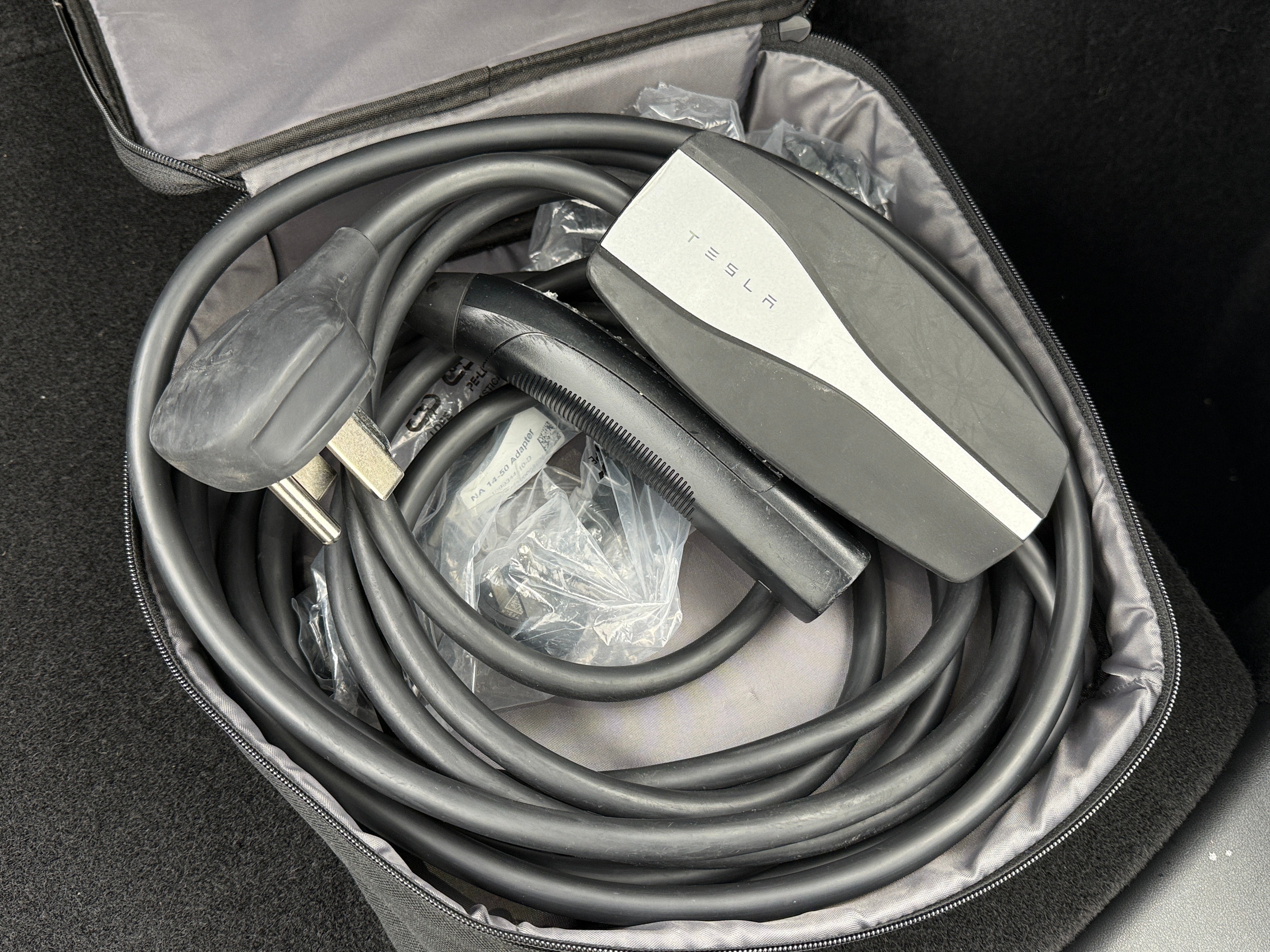 Used 2024 Tesla Model Y Long Range with VIN 7SAYGDEE4RF049164 for sale in Auburn, WA