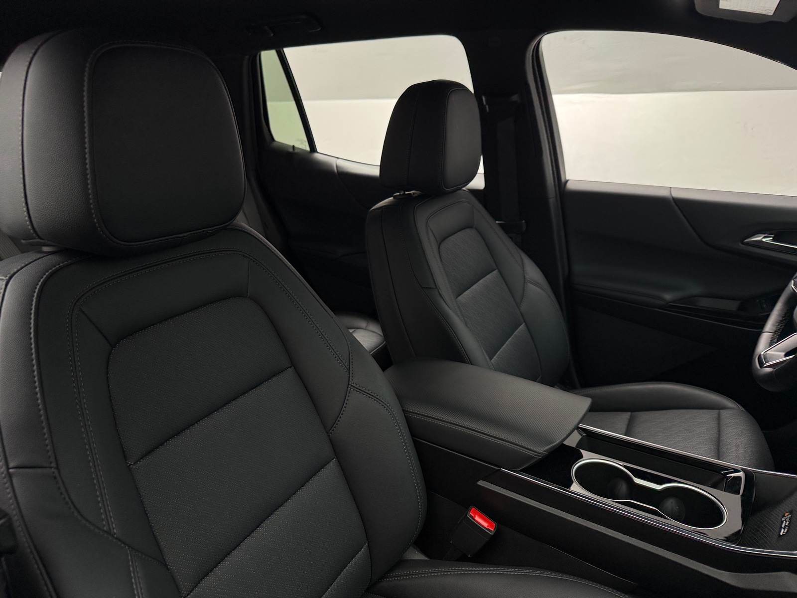 Thumbnail: 2025 Chevrolet Equinox - 2