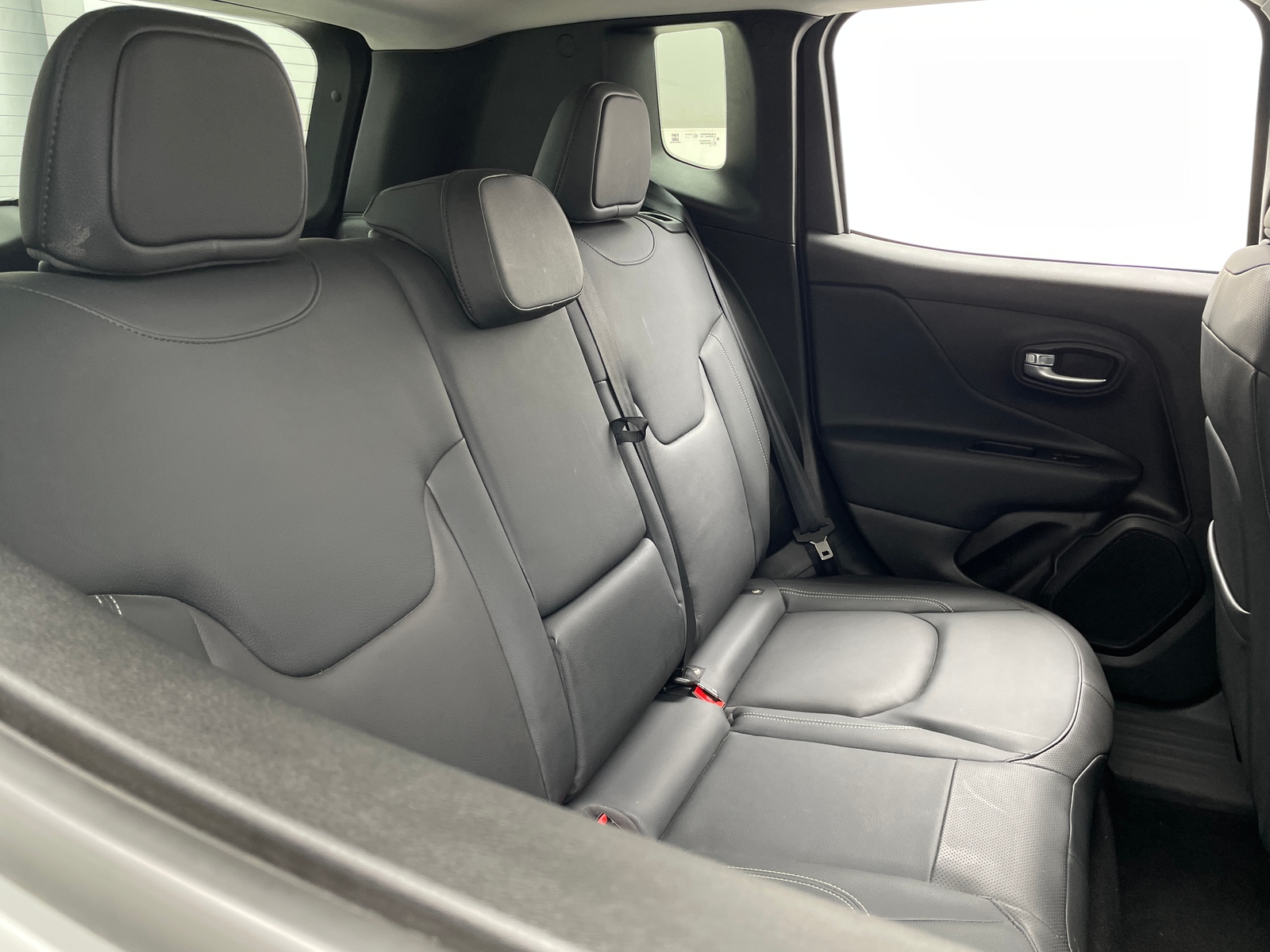 Thumbnail: 2022 Jeep Renegade - 5