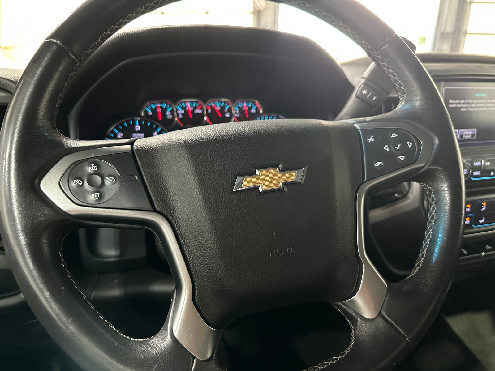 Thumbnail: 2018 Chevrolet Silverado 1500 - 5