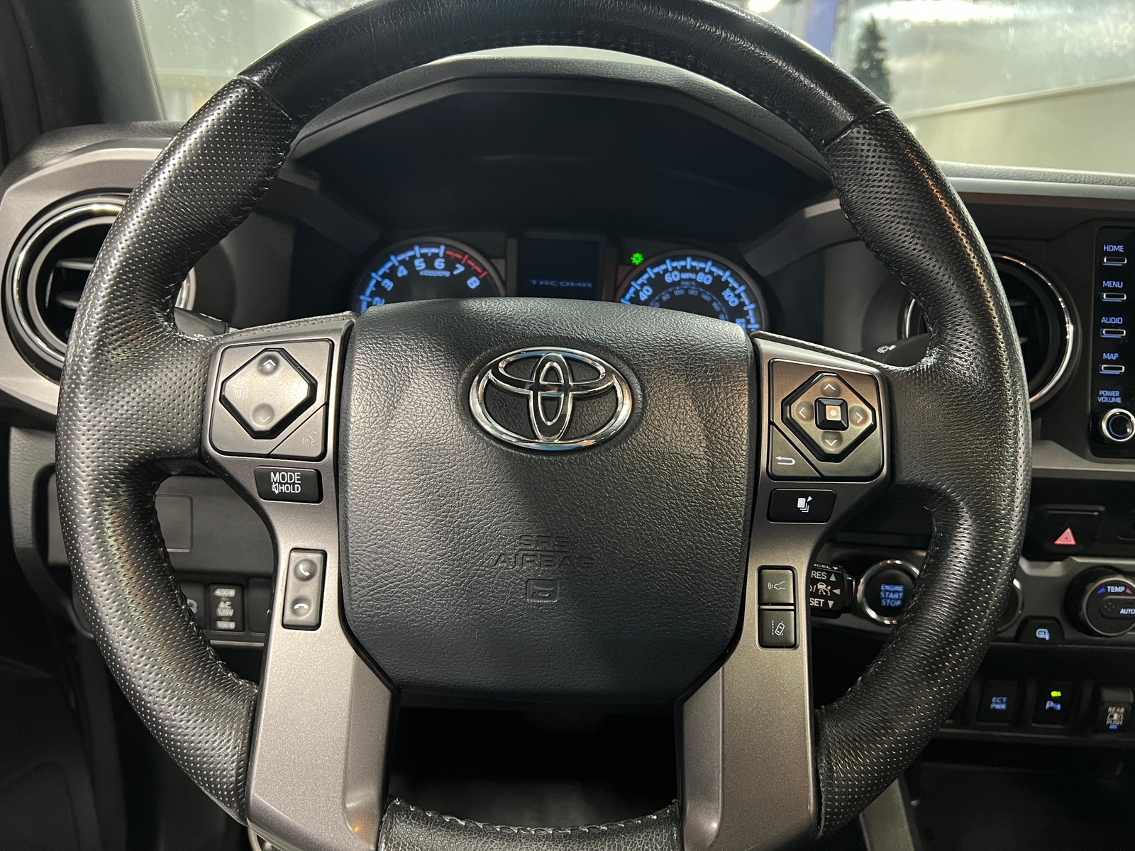 Thumbnail: 2020 Toyota Tacoma - 5