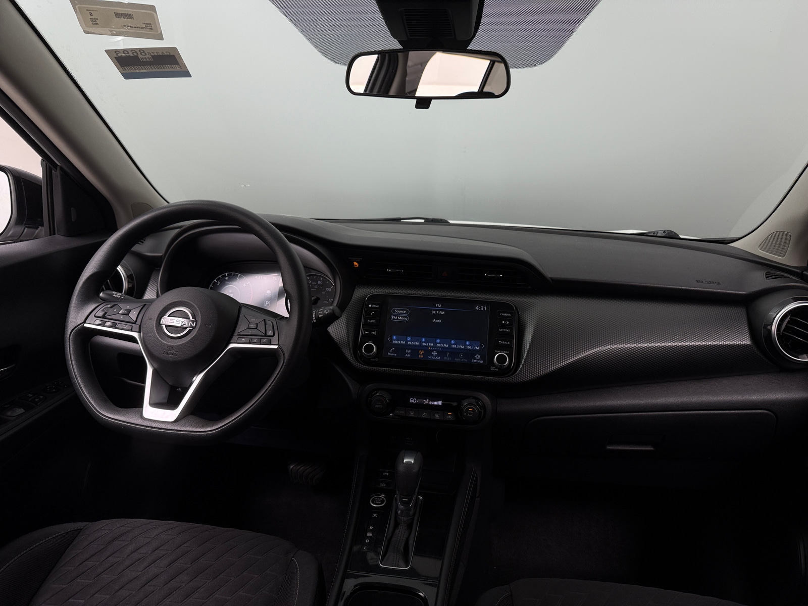 Thumbnail: 2022 Nissan Kicks - 3