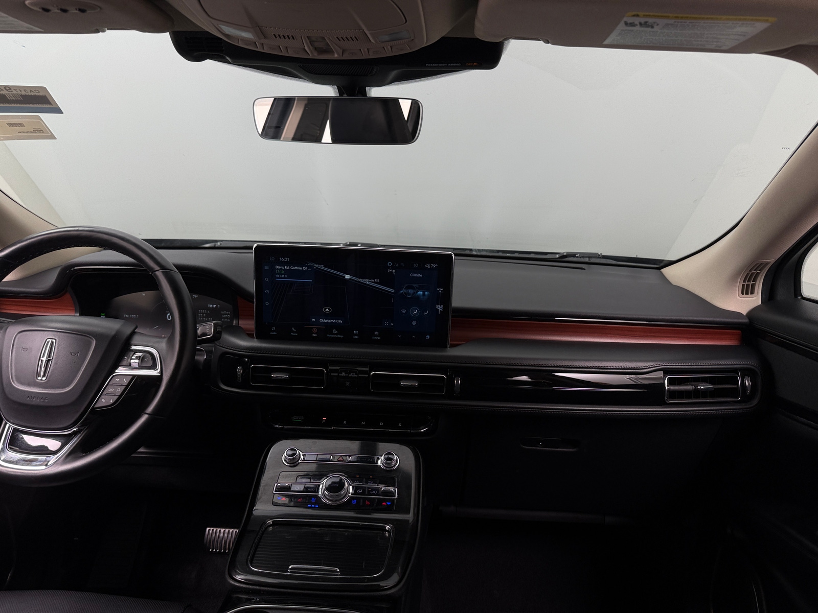 Thumbnail: 2023 Lincoln Nautilus - 2