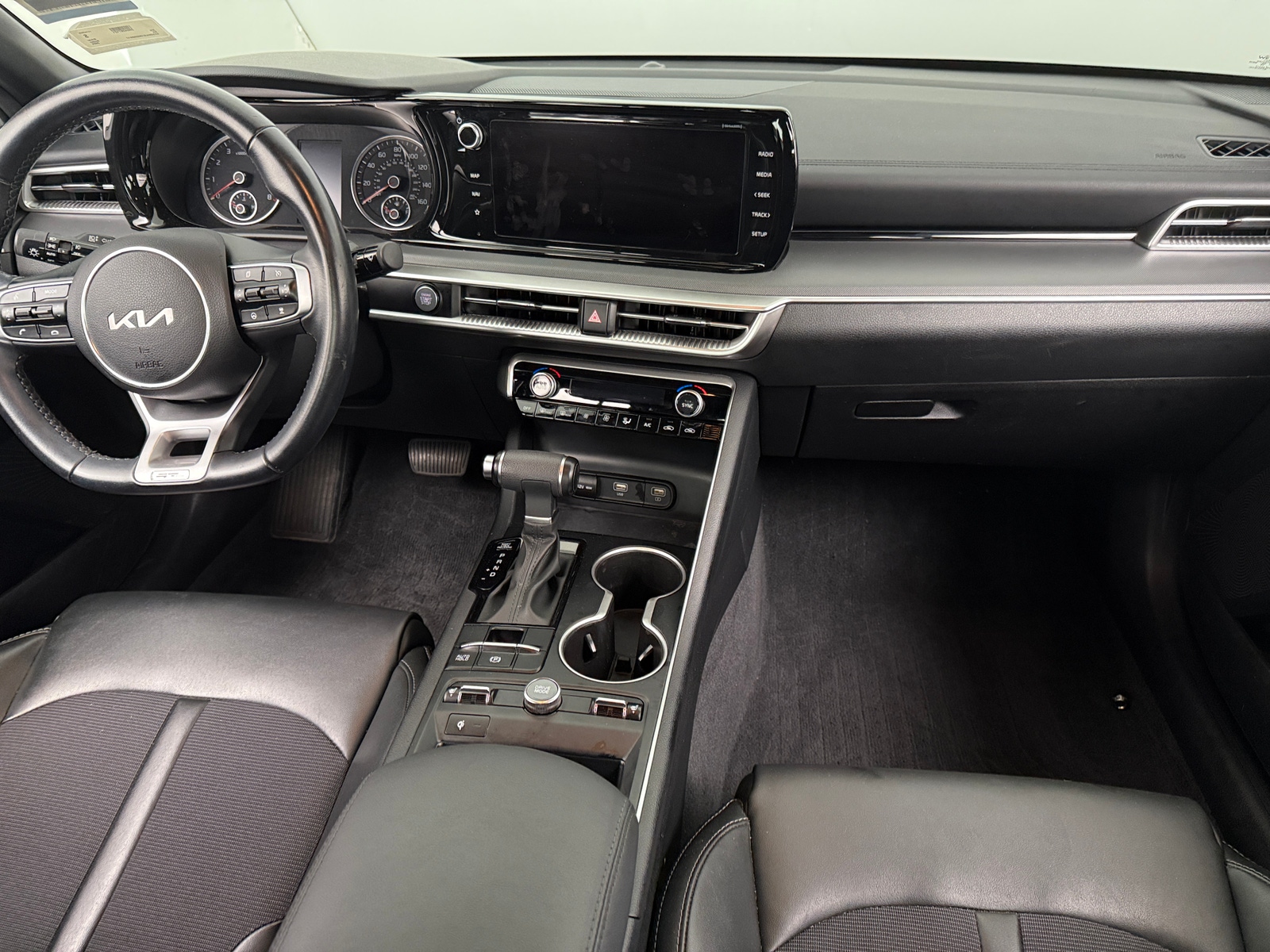 Thumbnail: 2024 Kia K5 - 3