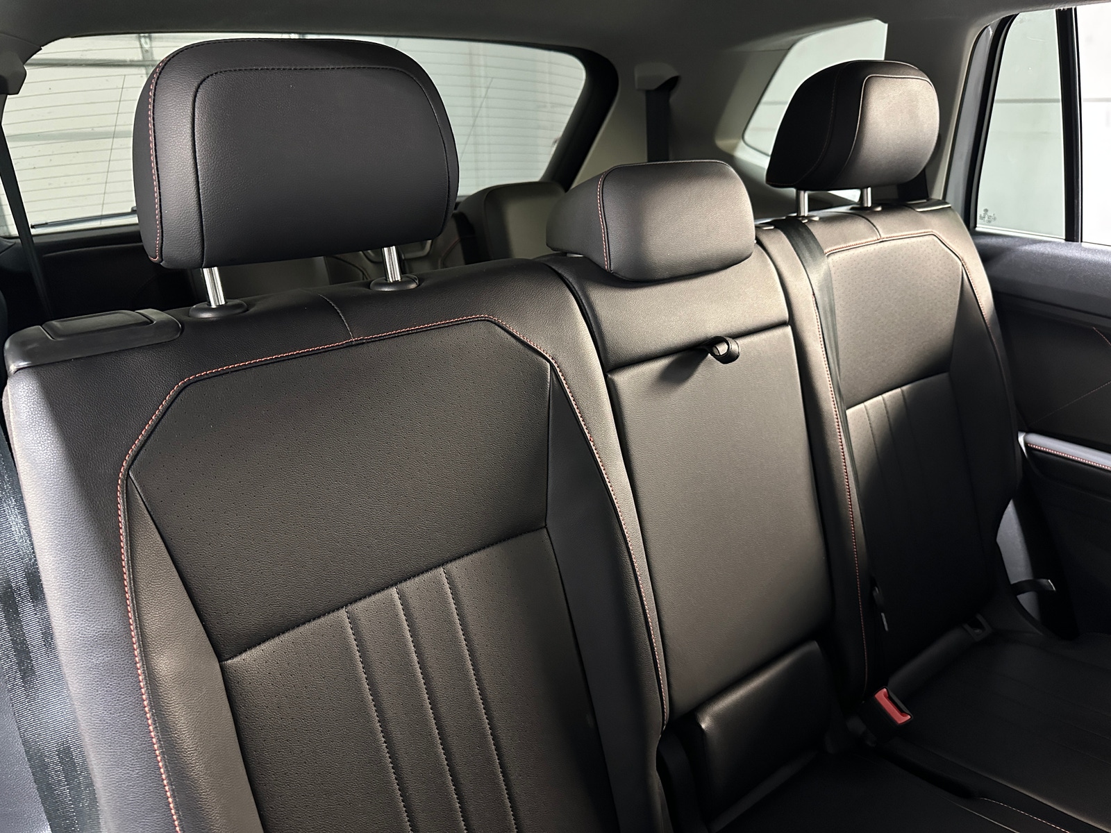 Thumbnail: 2024 Volkswagen Tiguan - 5