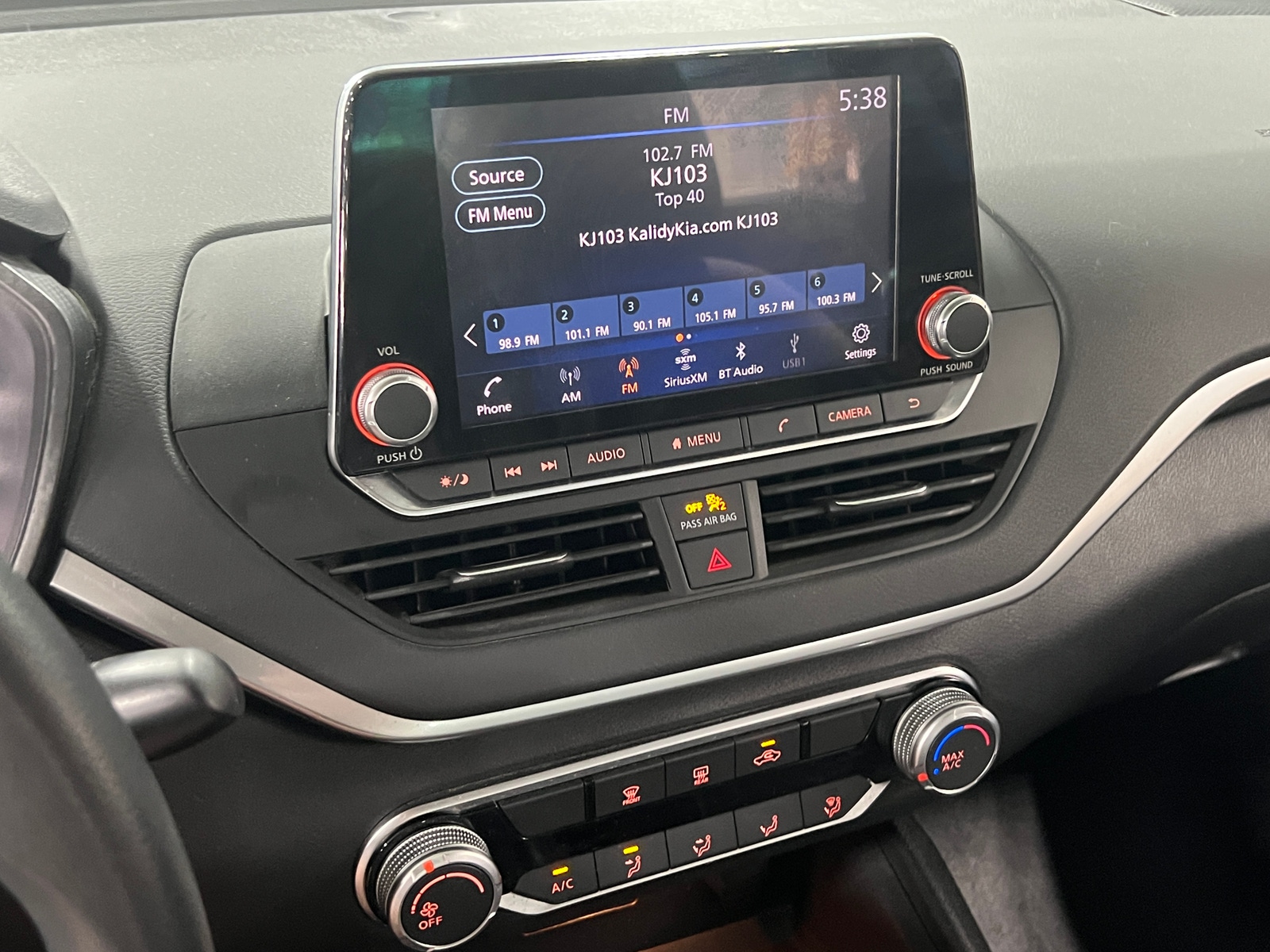 Thumbnail: 2019 Nissan Altima - 4