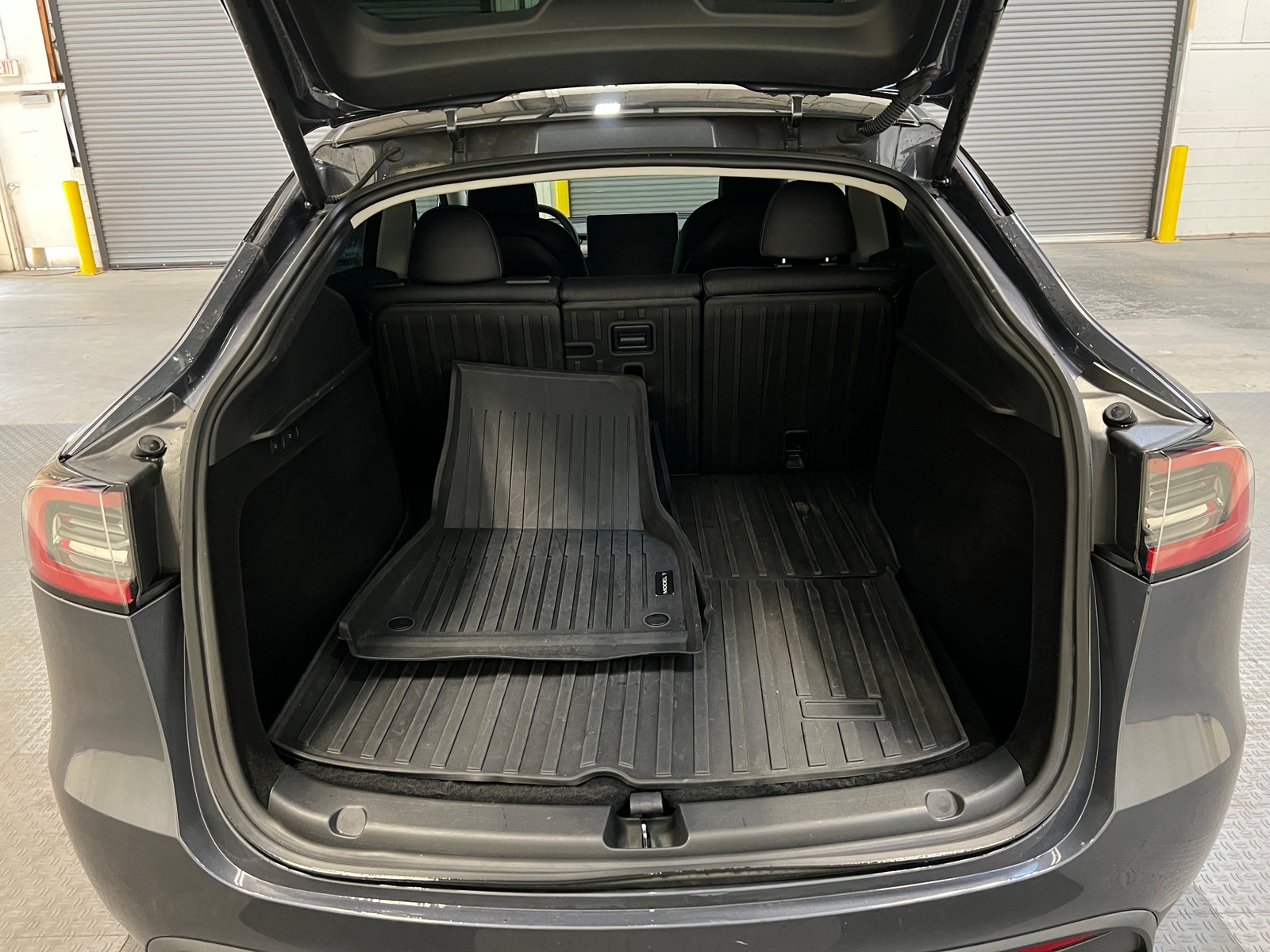 Thumbnail: 2023 Tesla Model Y - 6