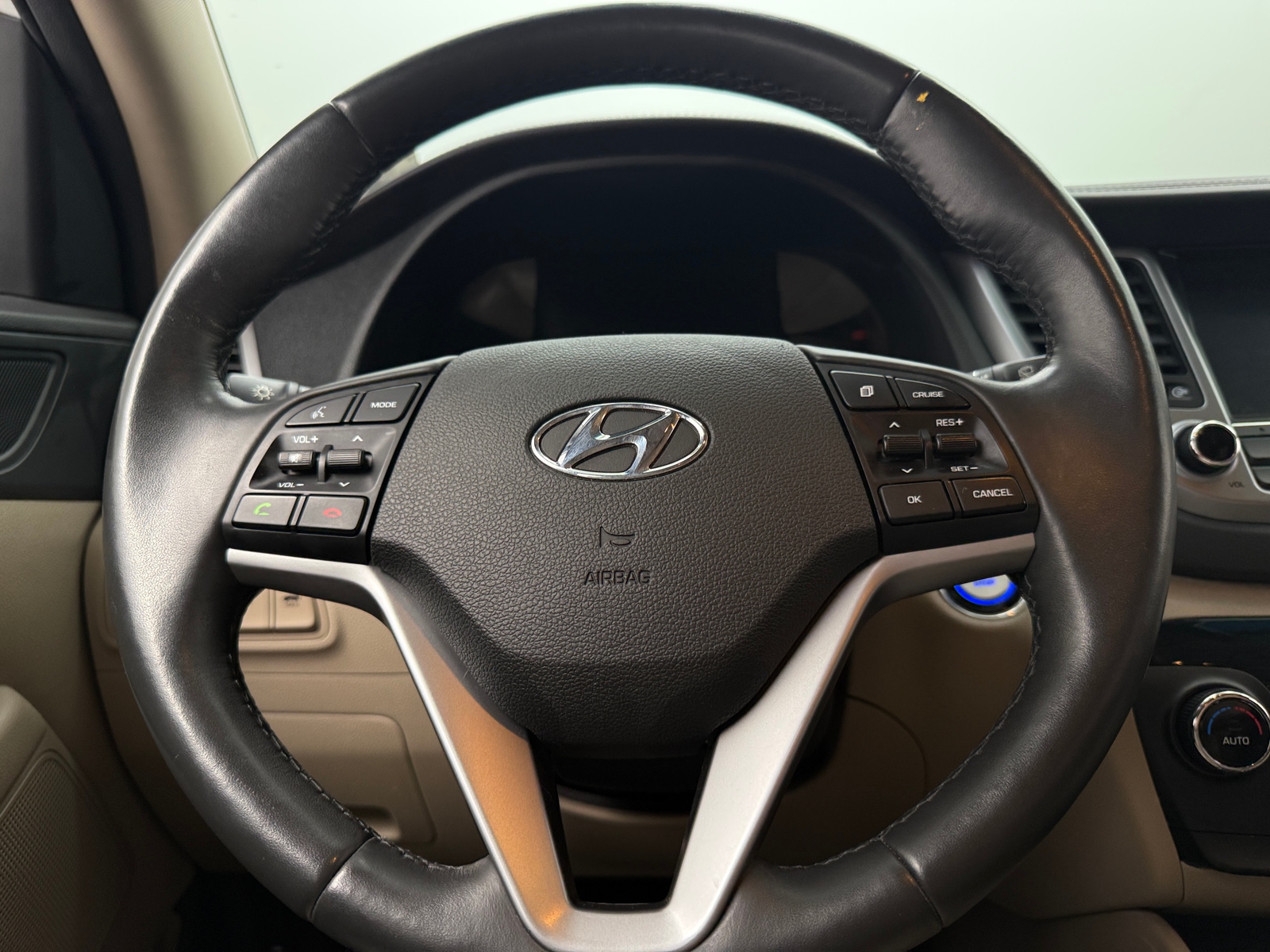 Thumbnail: 2018 Hyundai Tucson - 4