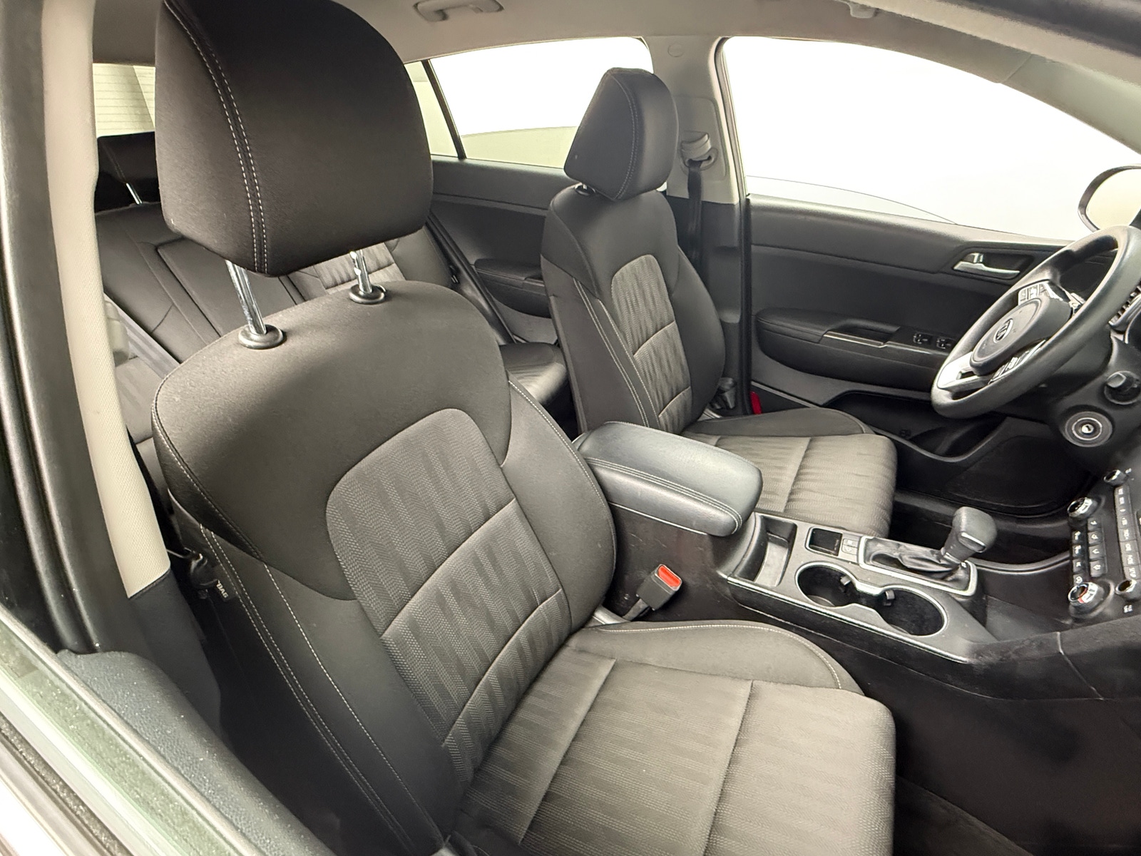 Thumbnail: 2020 Kia Sportage - 2