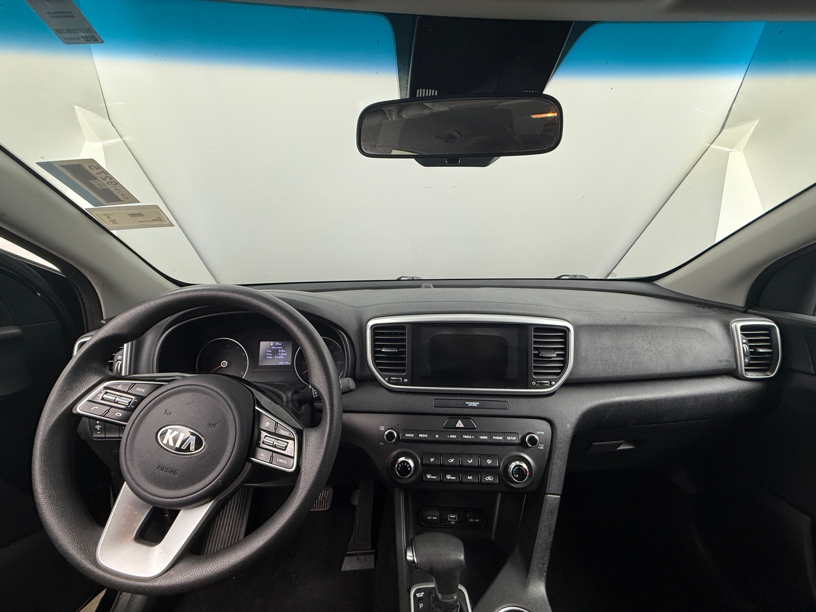 Thumbnail: 2020 Kia Sportage - 3