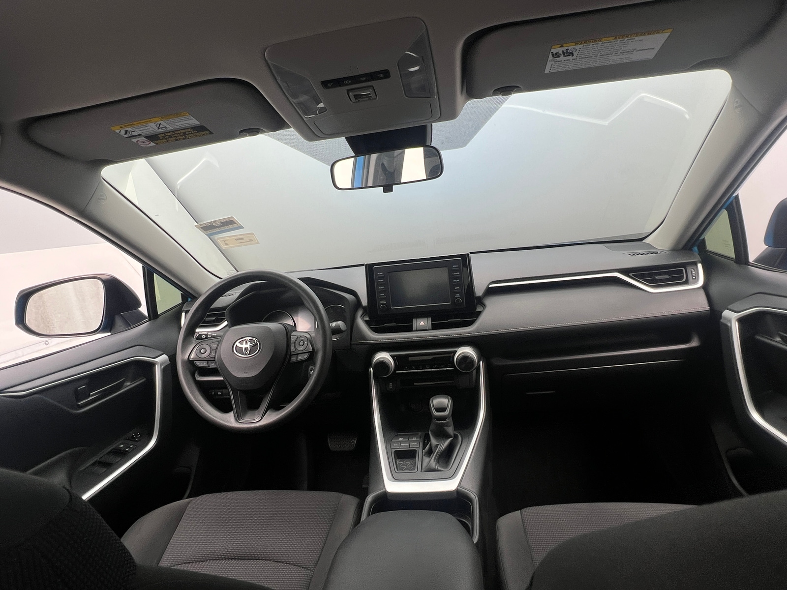 Thumbnail: 2019 Toyota RAV4 - 3