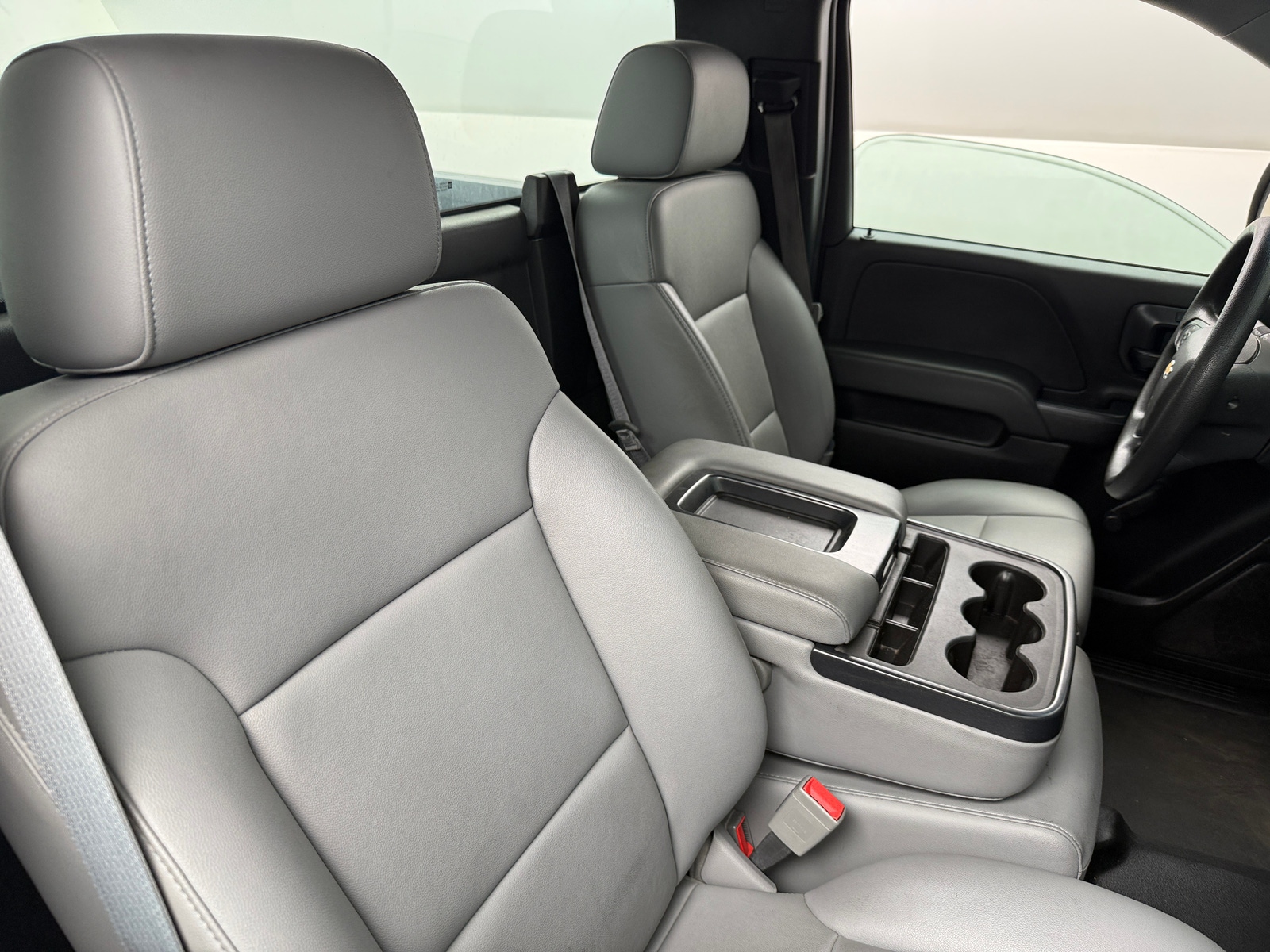 Thumbnail: 2015 Chevrolet Silverado 1500 - 2