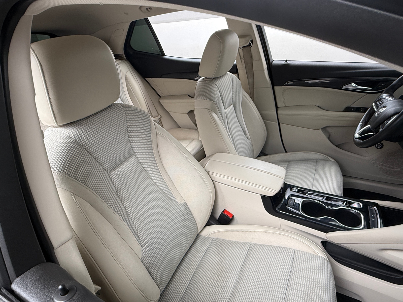 Thumbnail: 2022 Buick Envision - 2