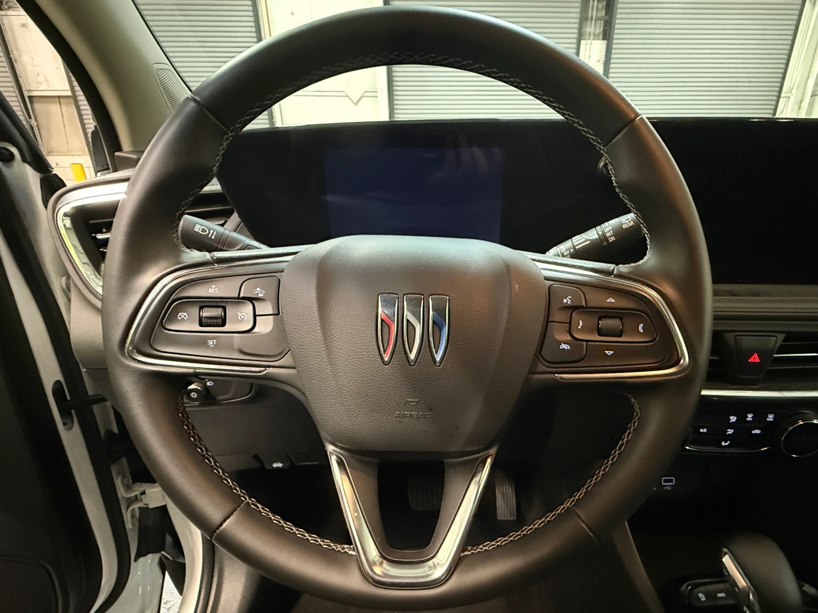 Thumbnail: 2025 Buick Encore GX - 5