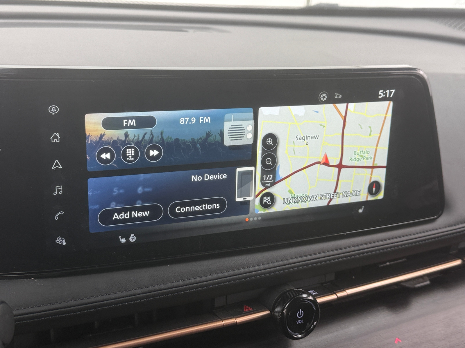 Thumbnail: 2023 Nissan Ariya - 3