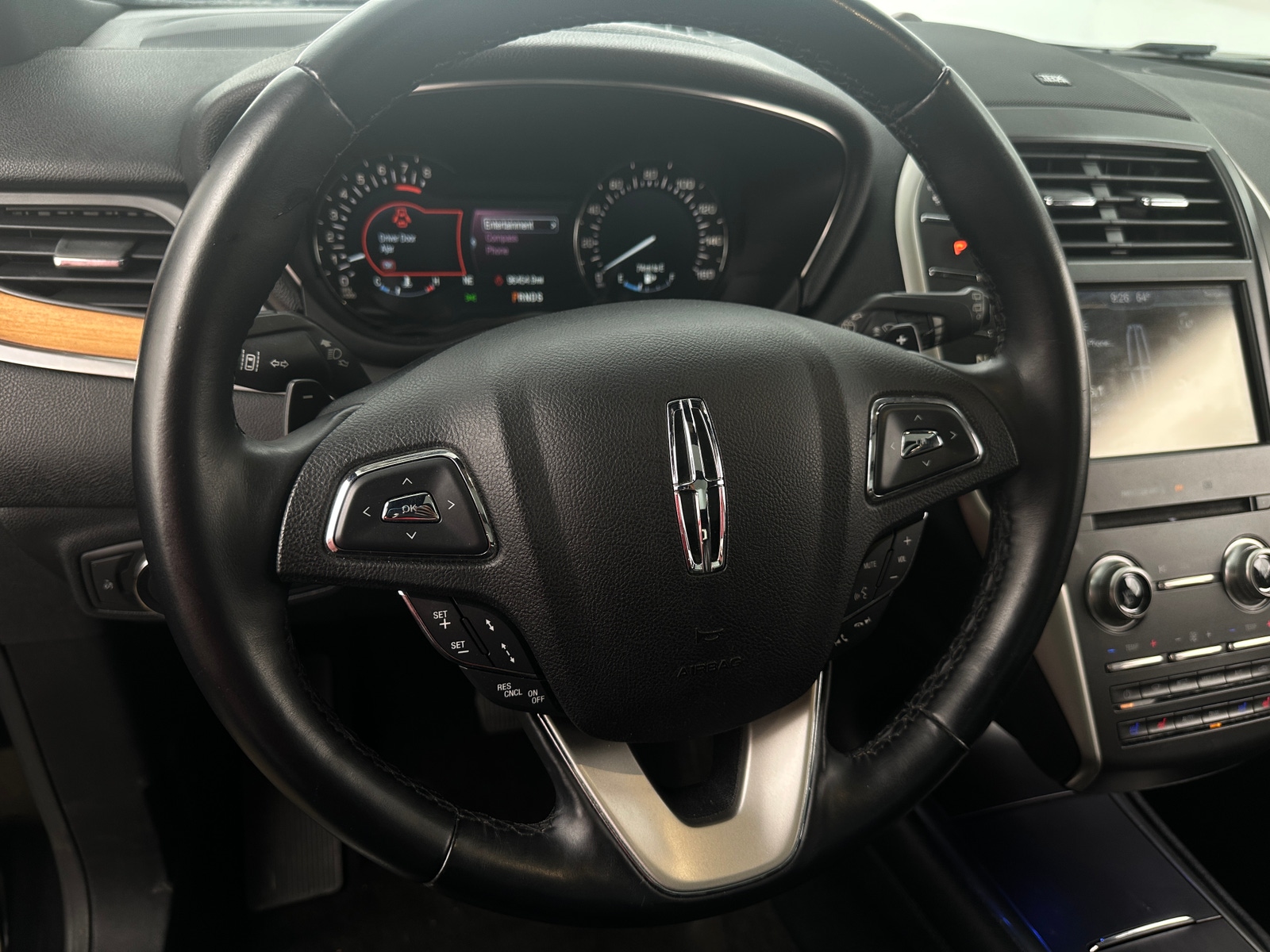 Thumbnail: 2015 Lincoln MKC - 4