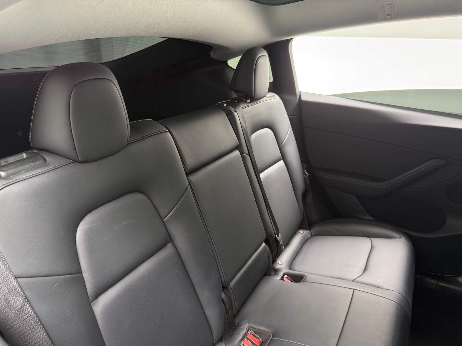 Thumbnail: 2022 Tesla Model Y - 5