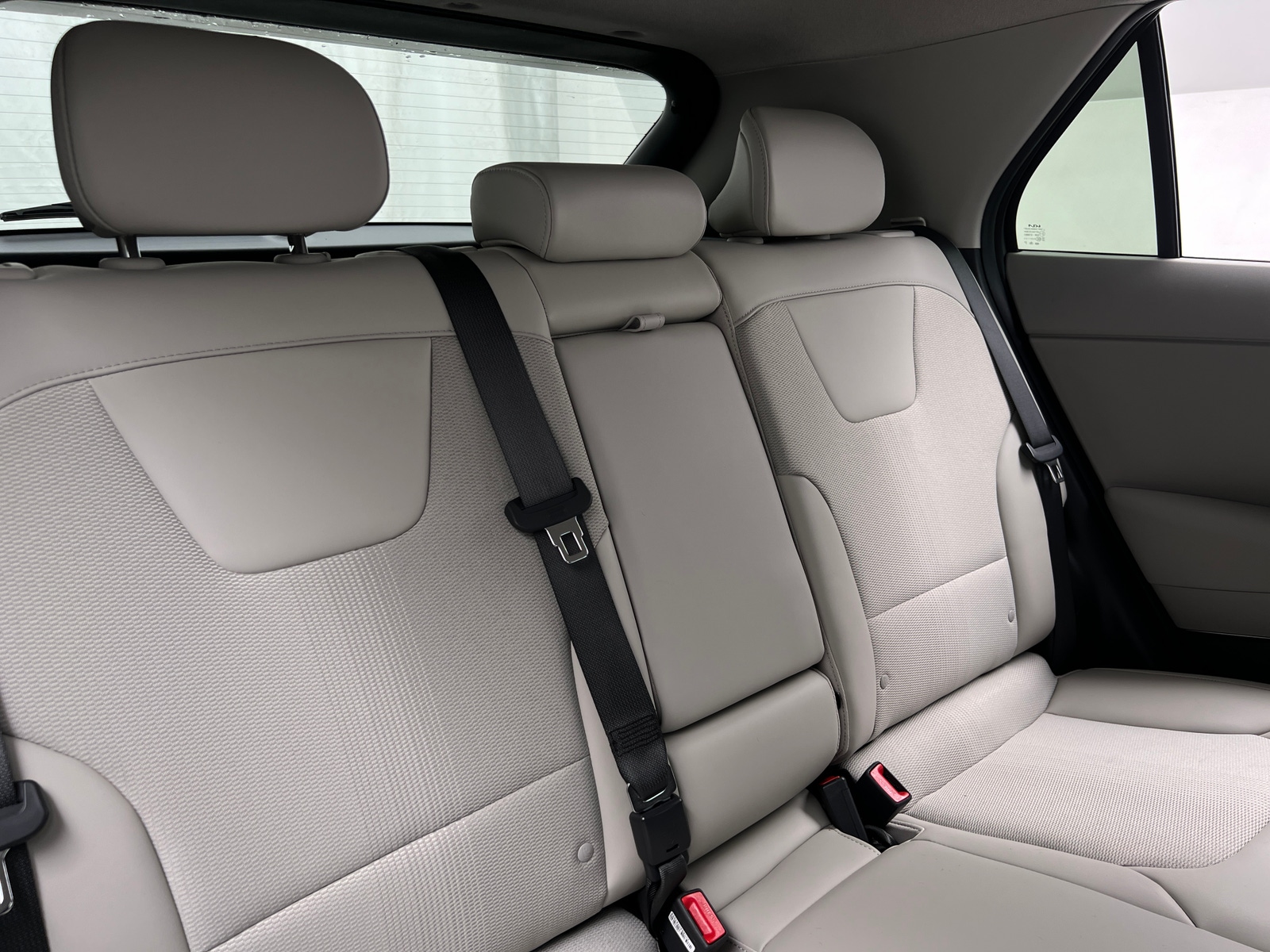 Thumbnail: 2023 Kia Niro - 5