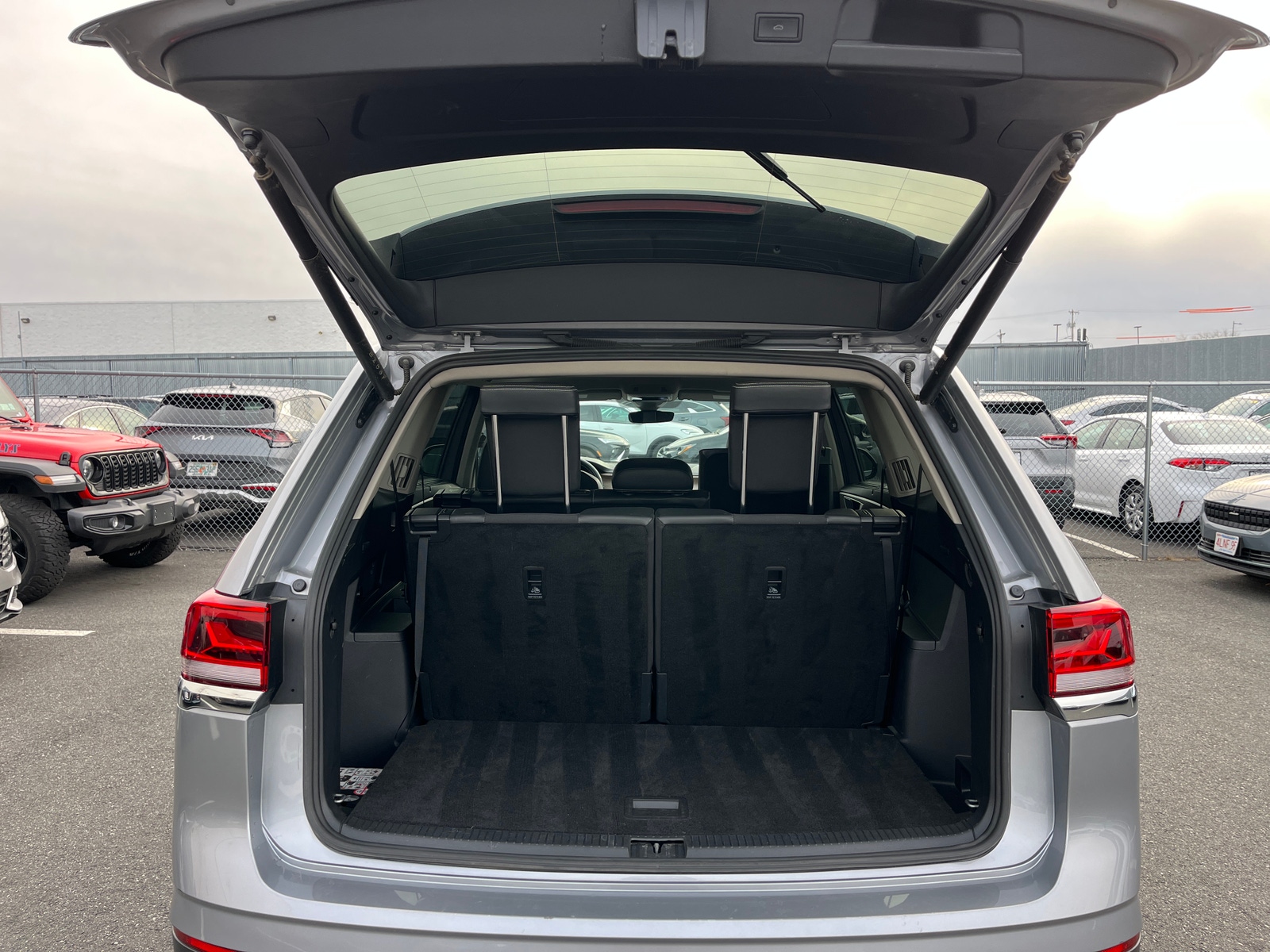 Thumbnail: 2025 Volkswagen Atlas - 5