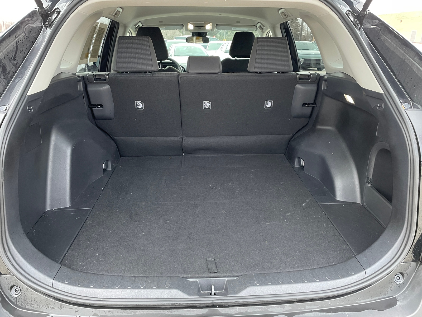 Thumbnail: 2025 Toyota RAV4 - 6