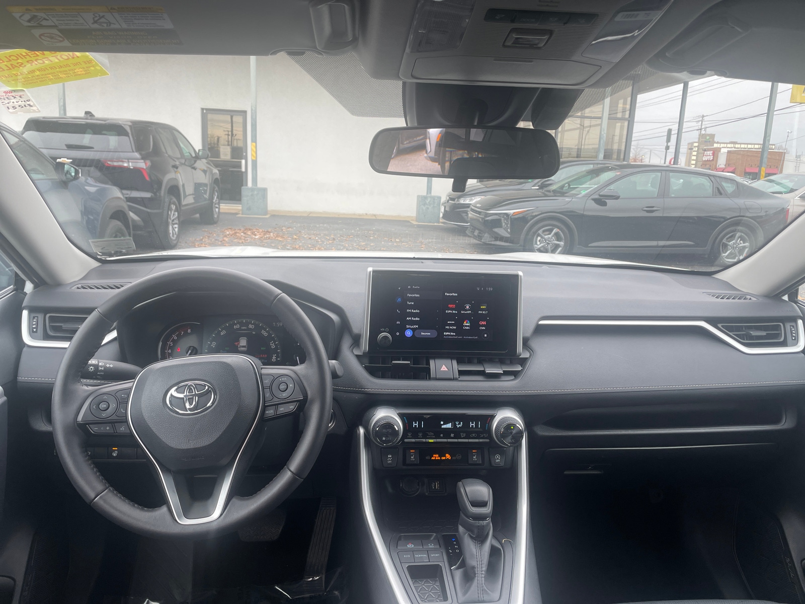 Thumbnail: 2025 Toyota RAV4 - 3