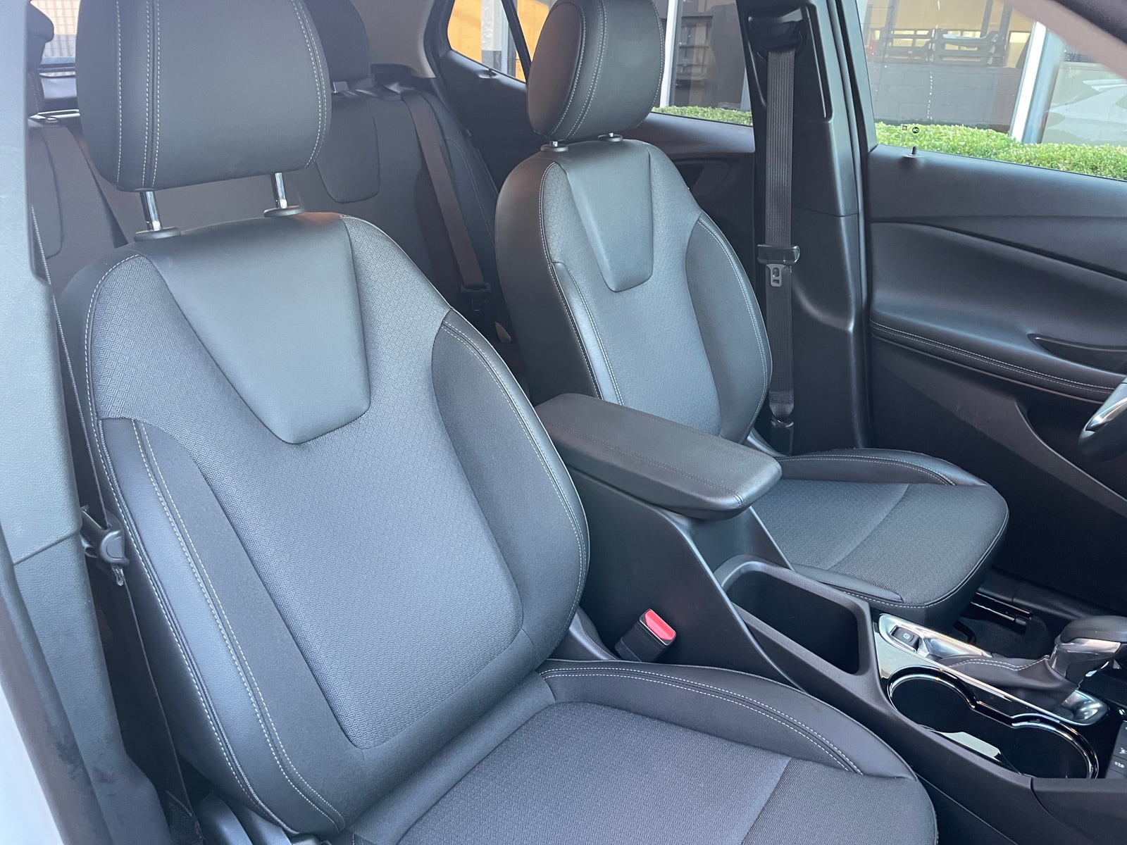 Thumbnail: 2025 Buick Encore GX - 2