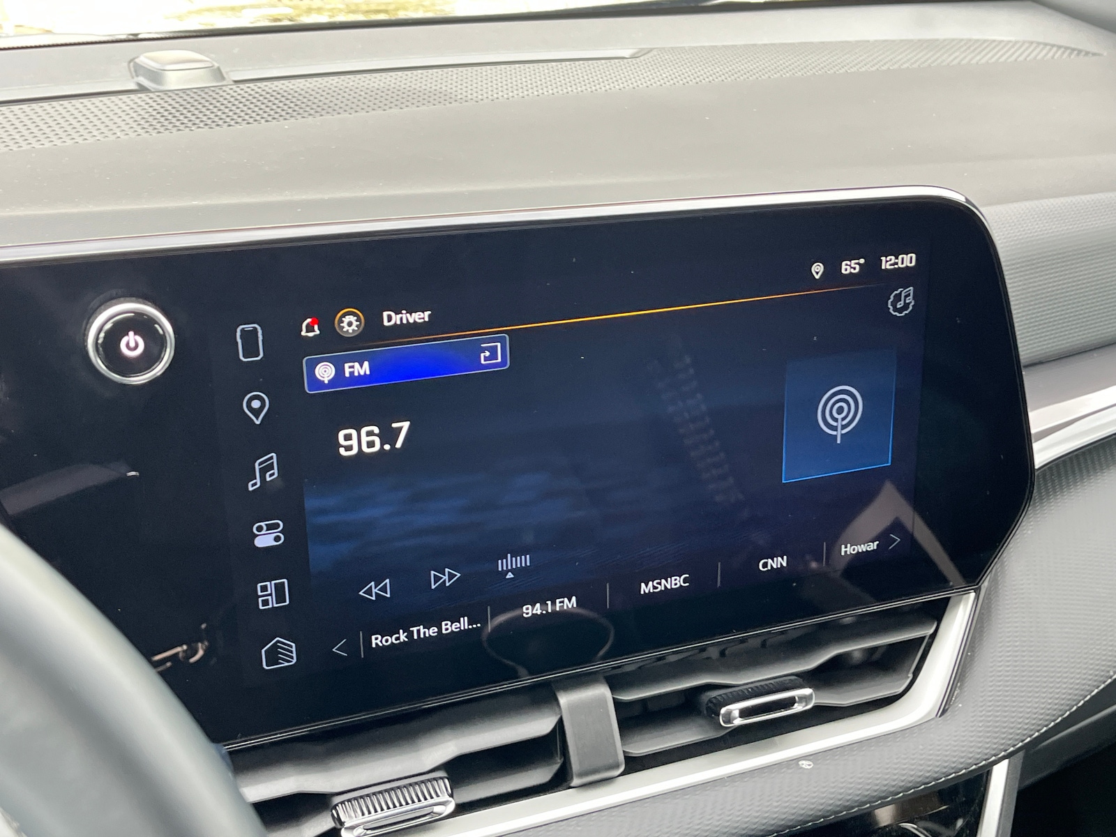 Thumbnail: 2025 Chevrolet Equinox - 4