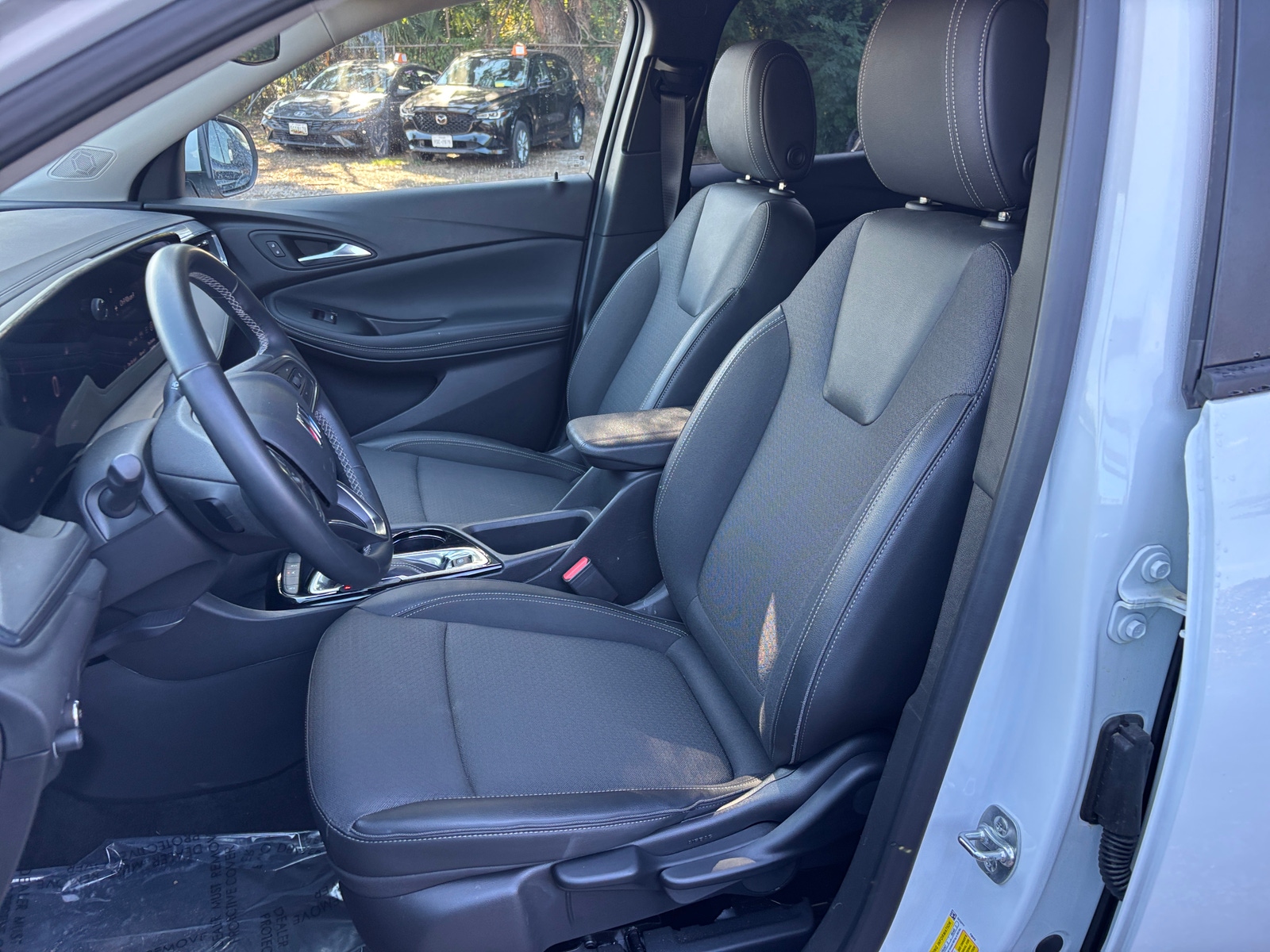 Thumbnail: 2025 Buick Encore GX - 2