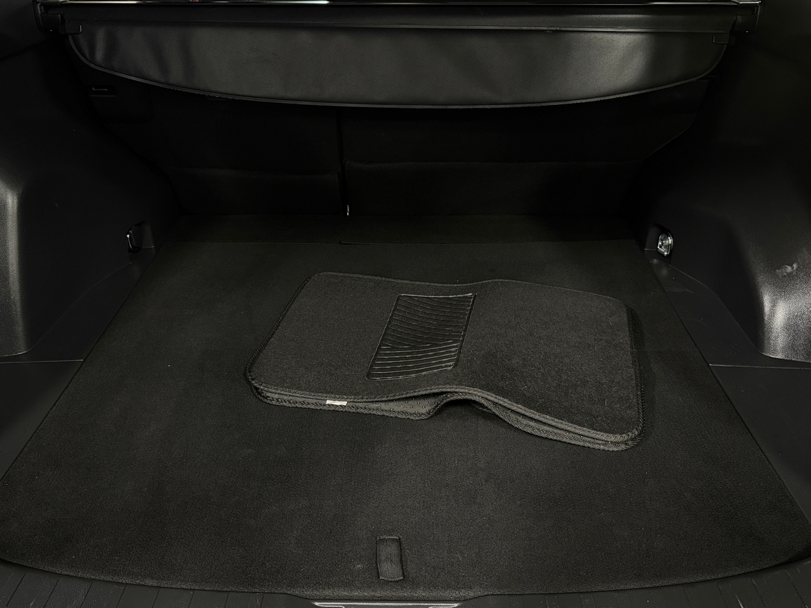 Thumbnail: 2024 Toyota RAV4 - 6