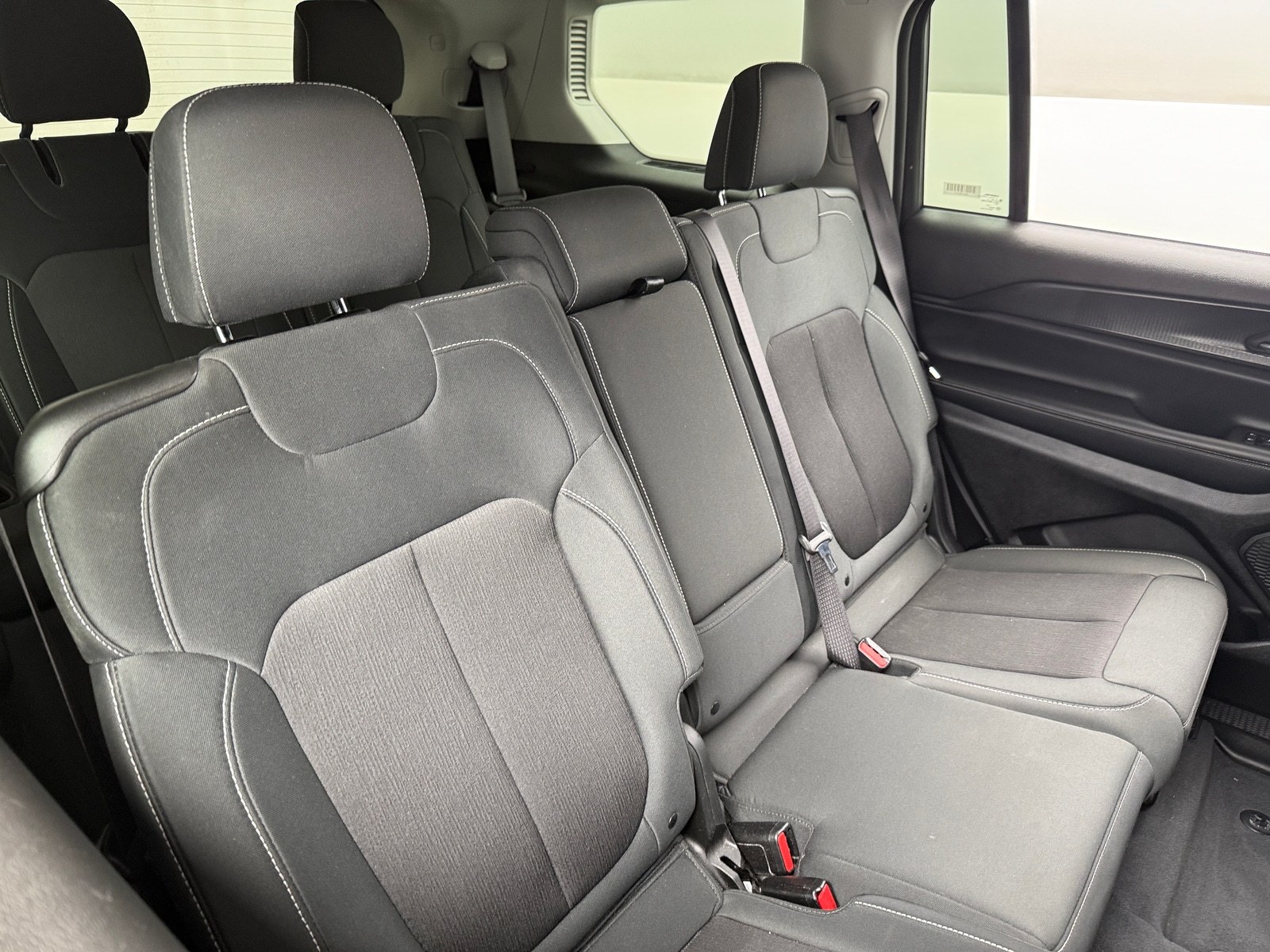 Thumbnail: 2023 Jeep Grand Cherokee L - 6