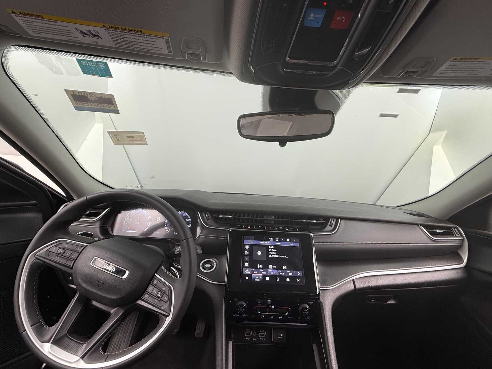 Thumbnail: 2023 Jeep Grand Cherokee L - 3