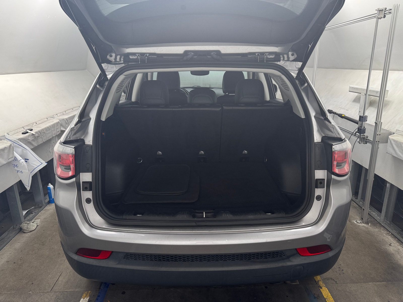 Thumbnail: 2019 Jeep Compass - 6