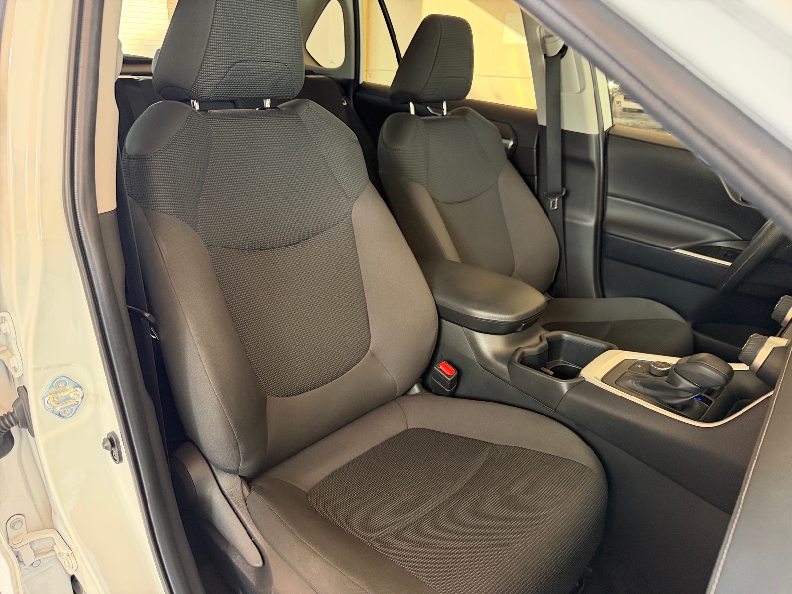 Thumbnail: 2025 Toyota RAV4 - 2